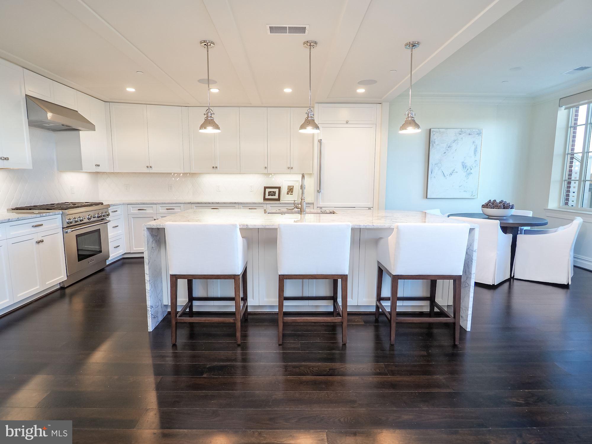 THE SIGNET - Residential