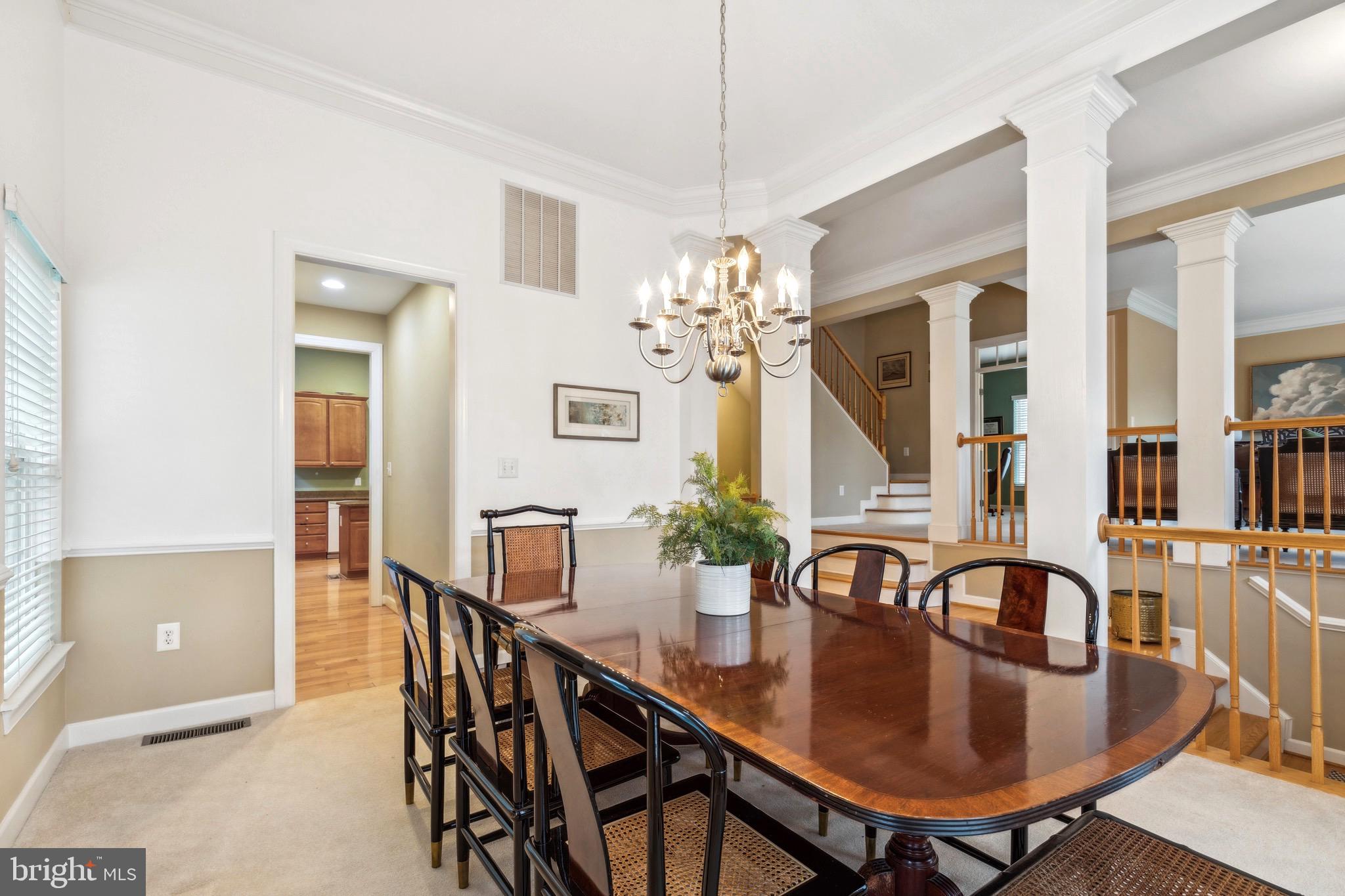 BOWEN MANOR - Residential