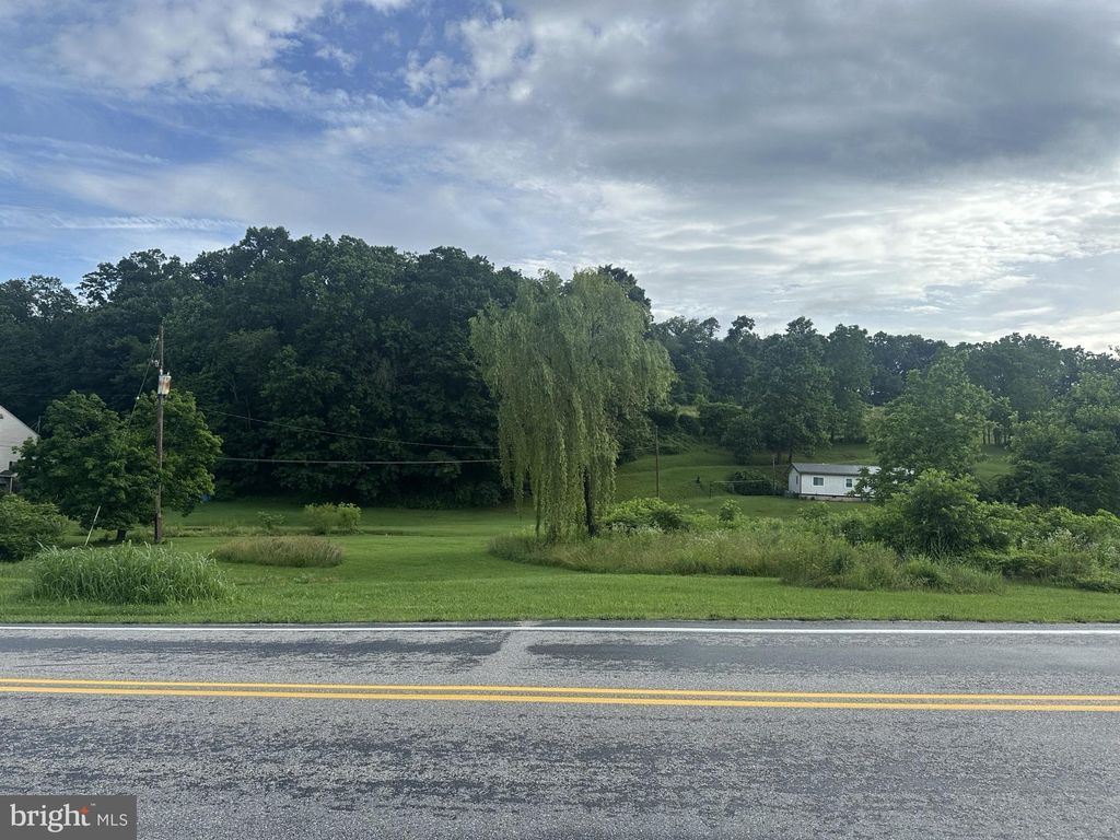 Photo of 35 Valley Road, SHREWSBURY, PA 17361 (MLS # PAYK2084362)