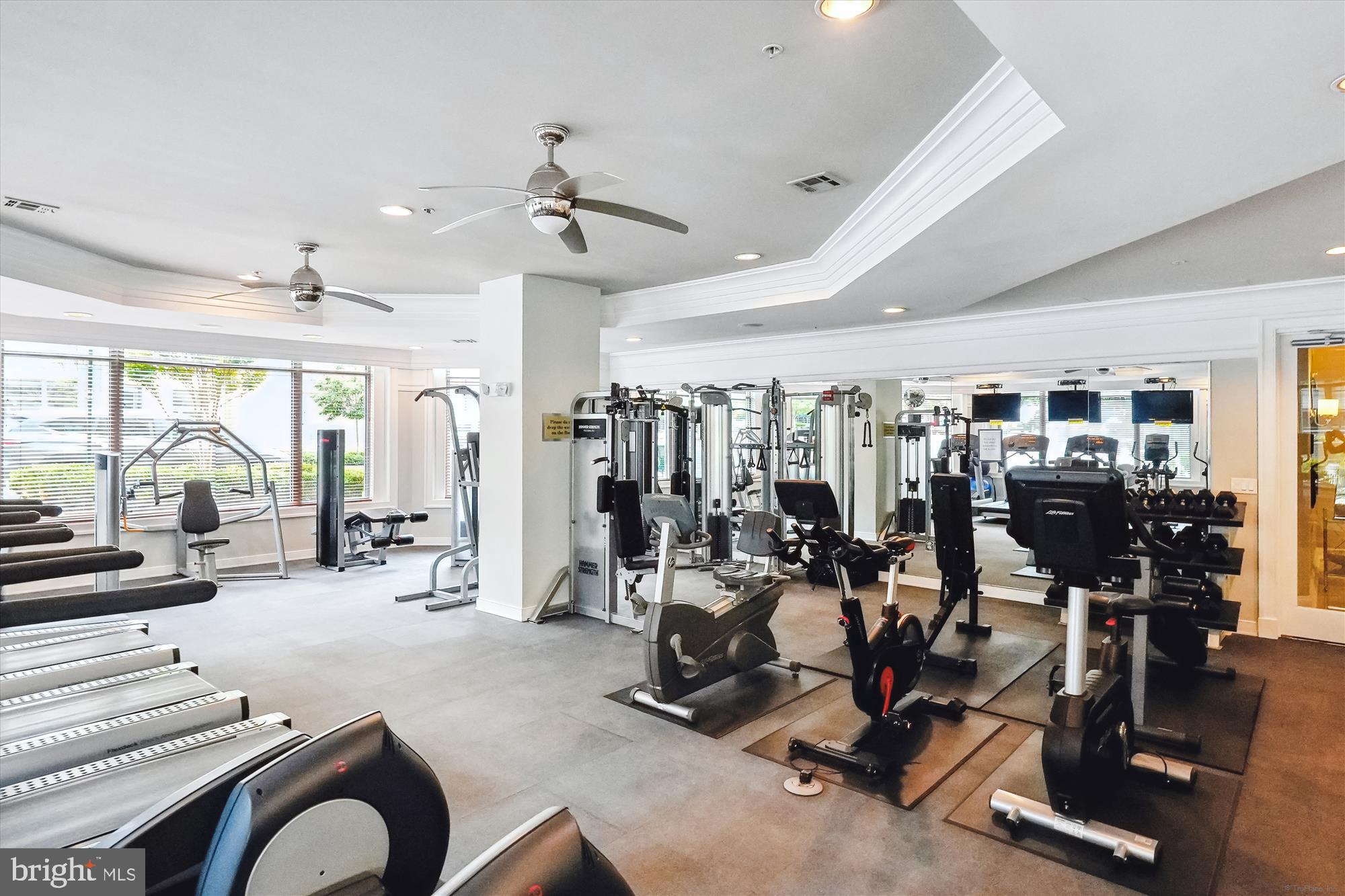 SAVOY AT RESTON TOWN CENTER - Residential