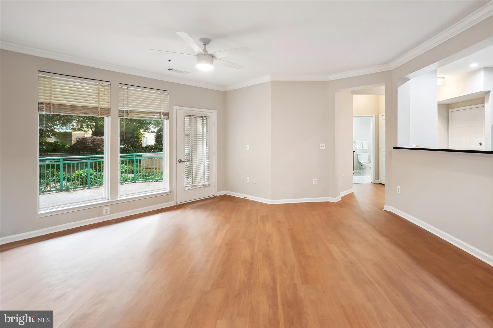 SAVOY AT RESTON TOWN CENTER - Residential