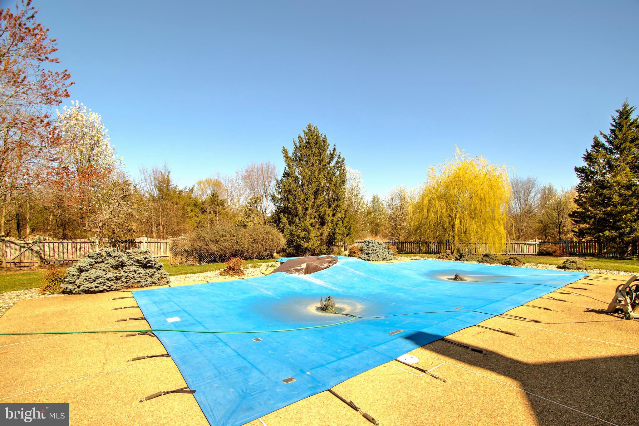 REGENCY - Residential Lease