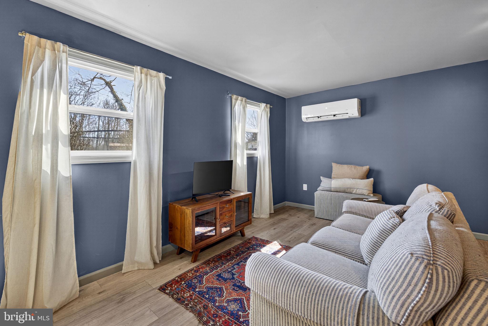 SHEPHERDSTOWN - Residential