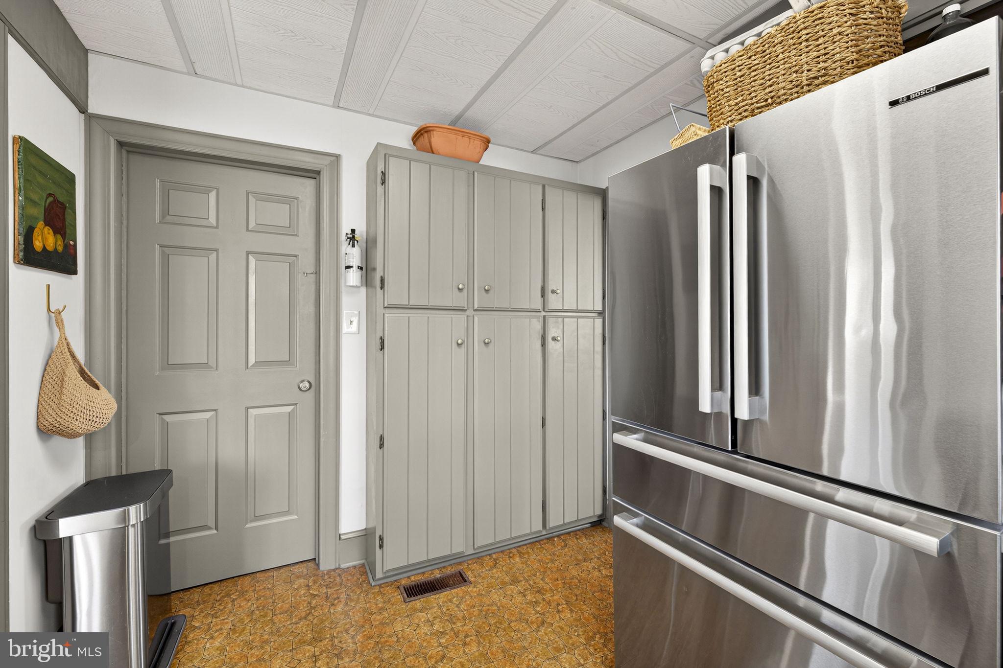 SHEPHERDSTOWN - Residential