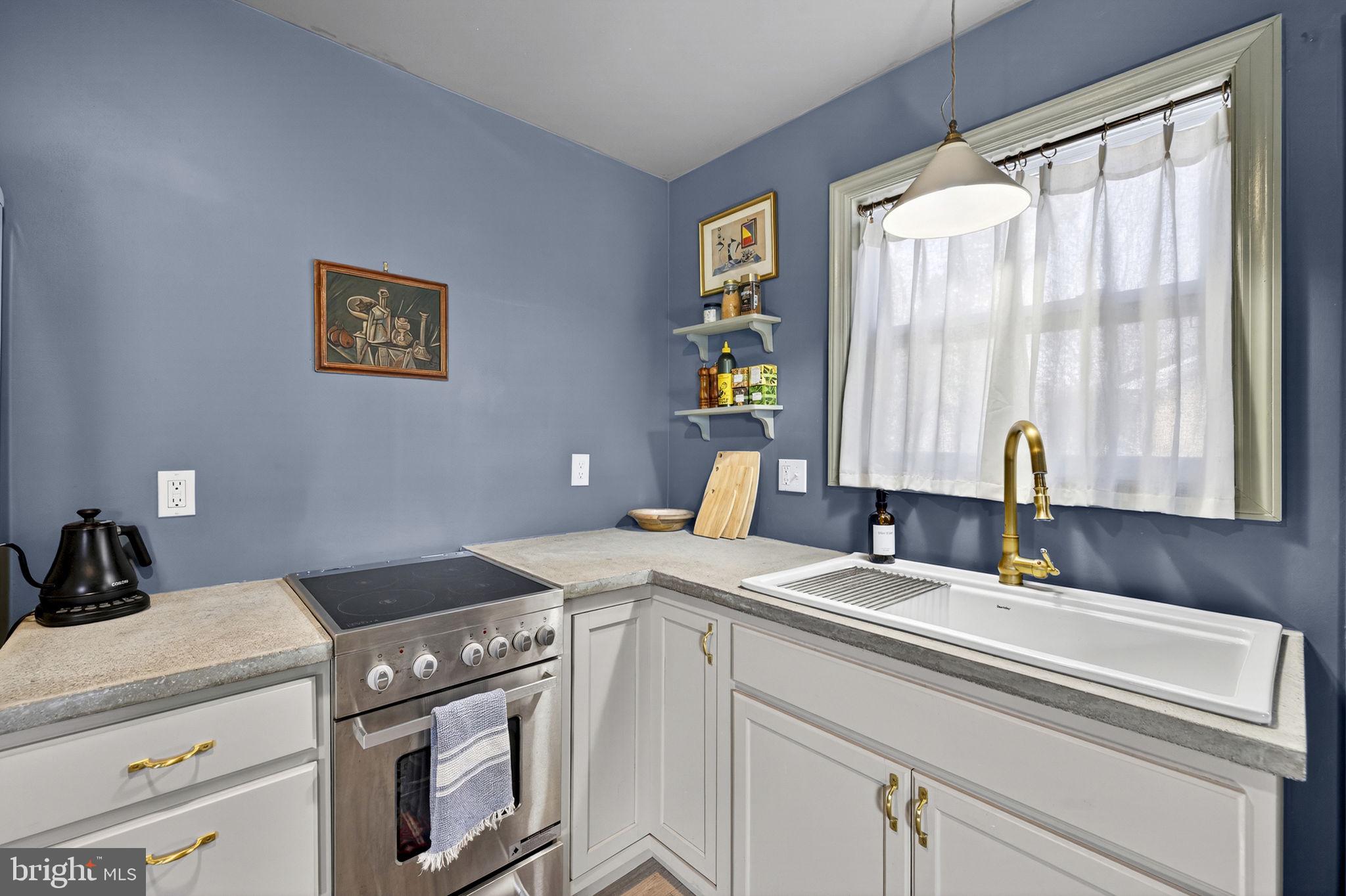 SHEPHERDSTOWN - Residential