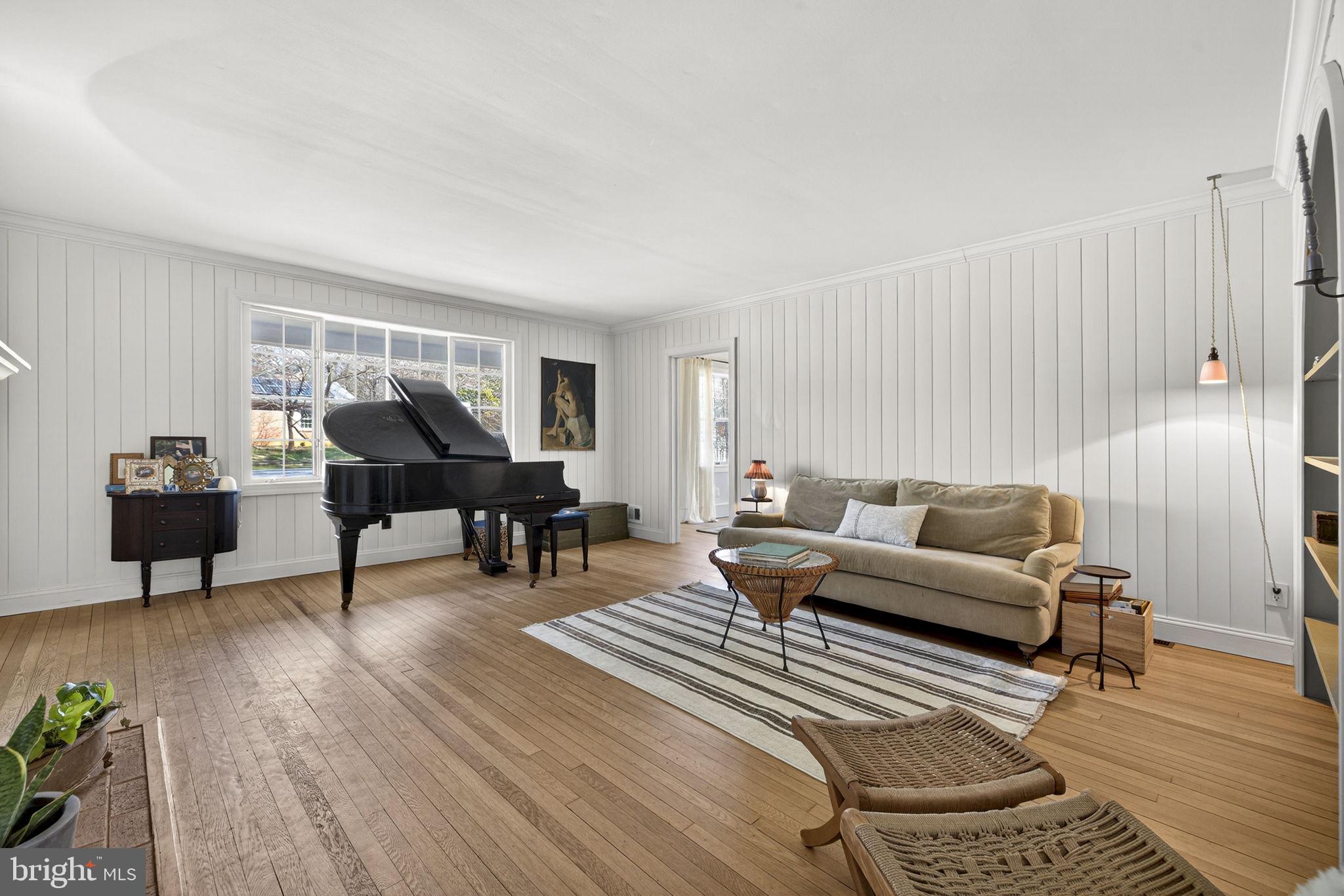 SHEPHERDSTOWN - Residential