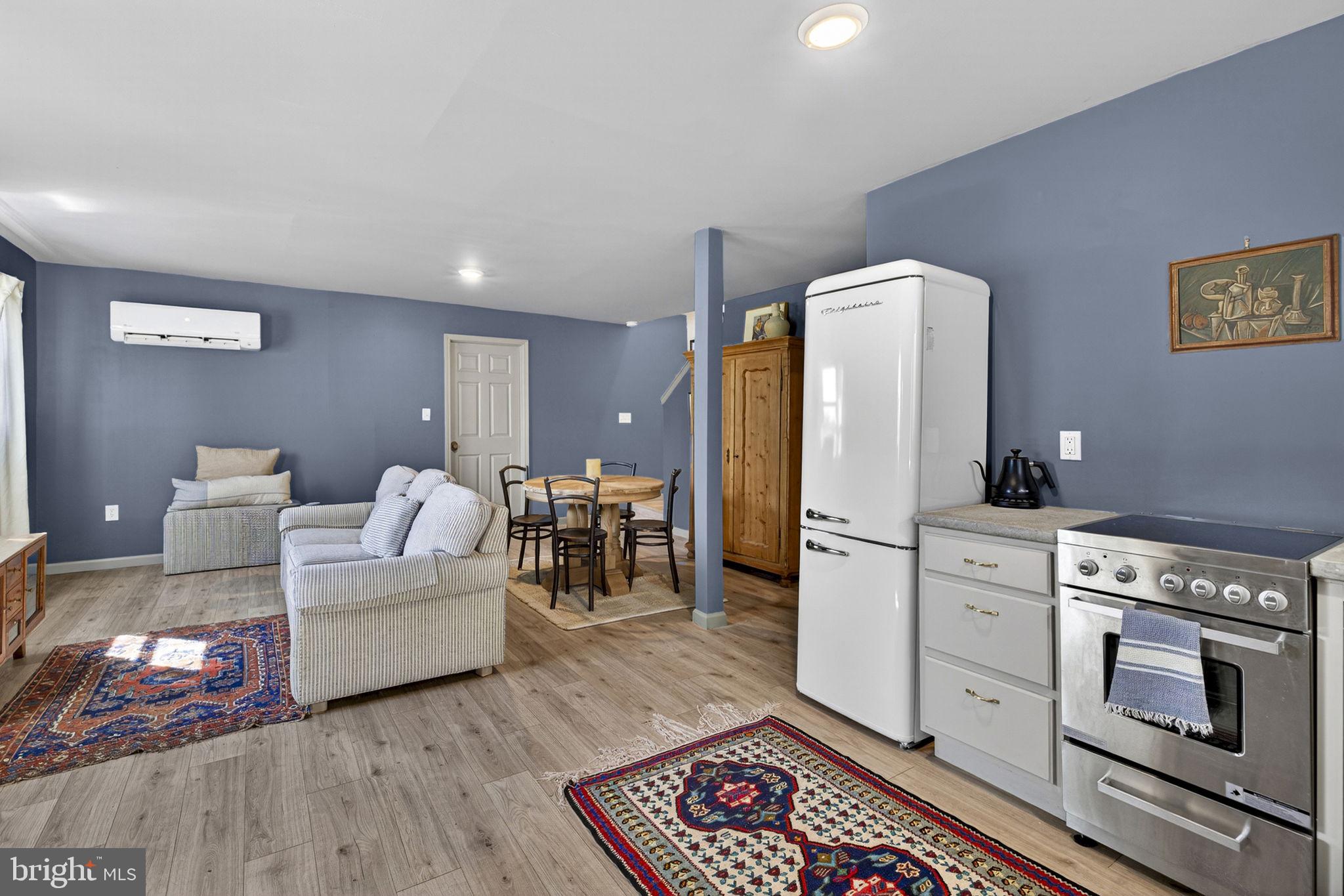 SHEPHERDSTOWN - Residential