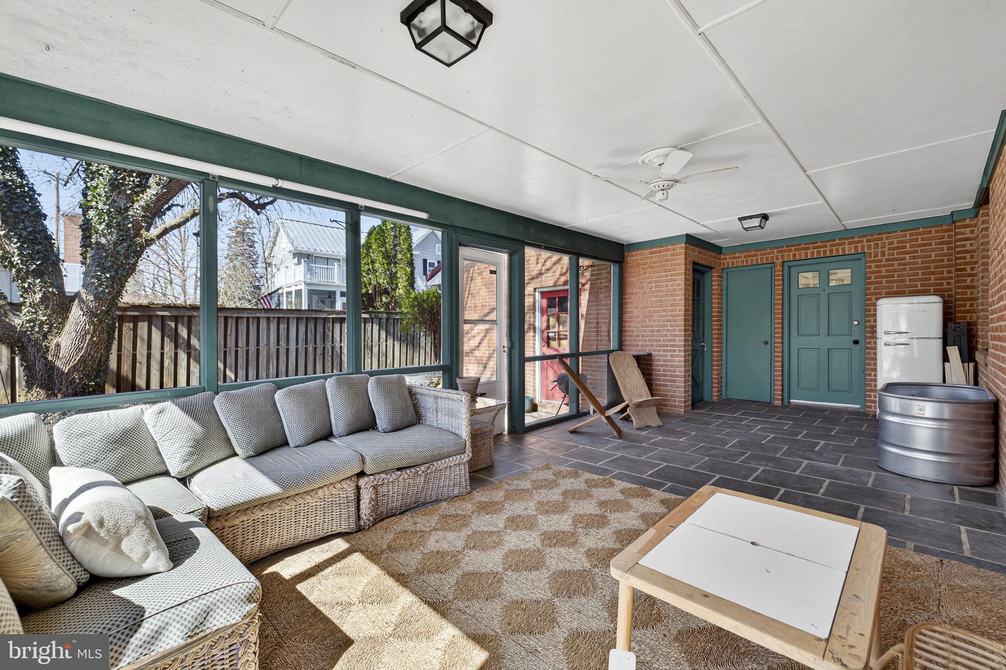 SHEPHERDSTOWN - Residential