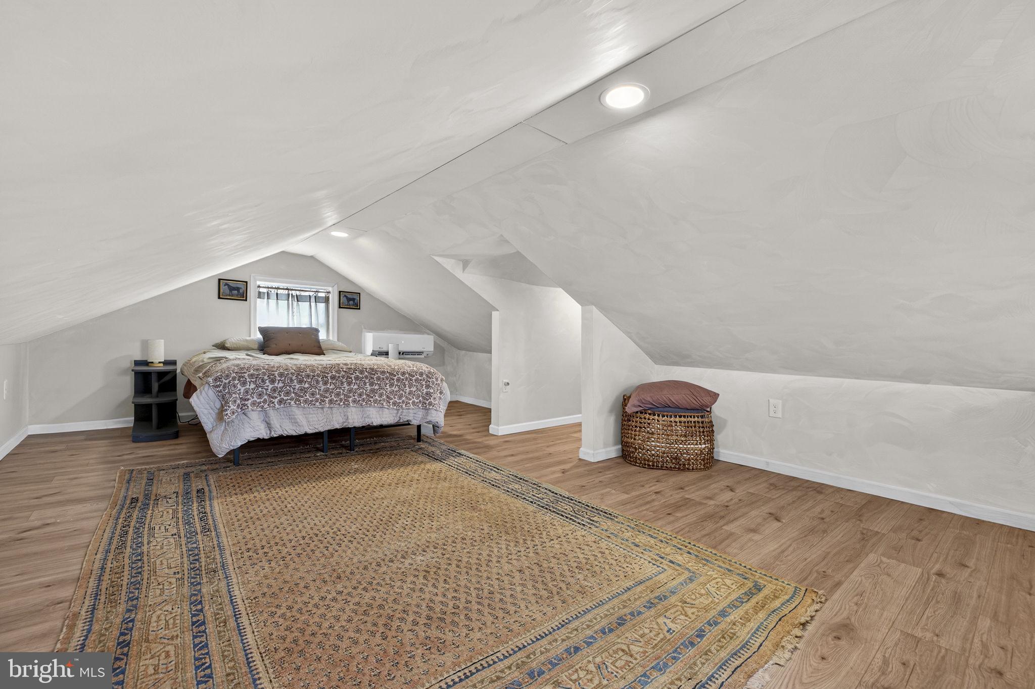 SHEPHERDSTOWN - Residential