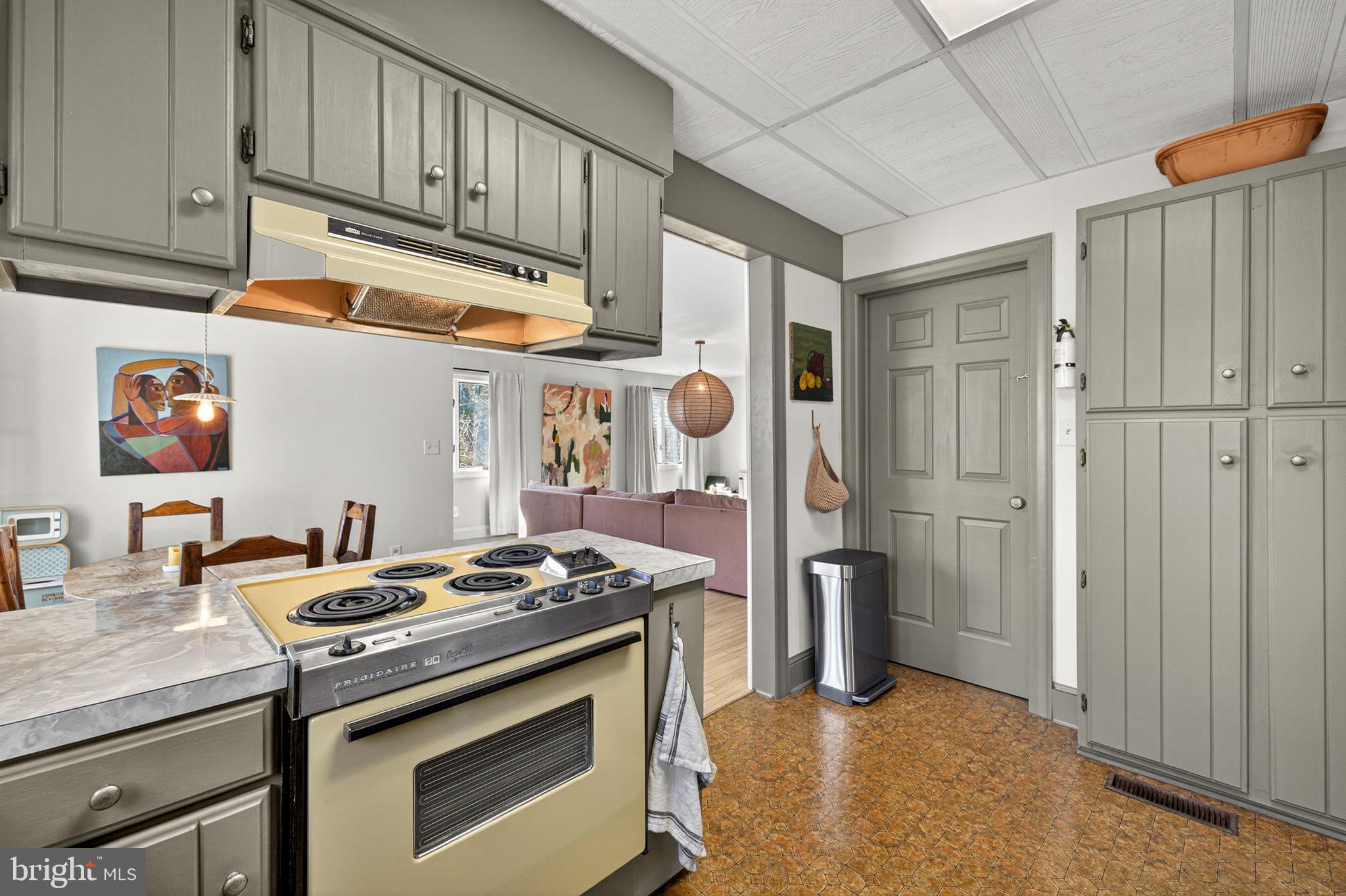 SHEPHERDSTOWN - Residential