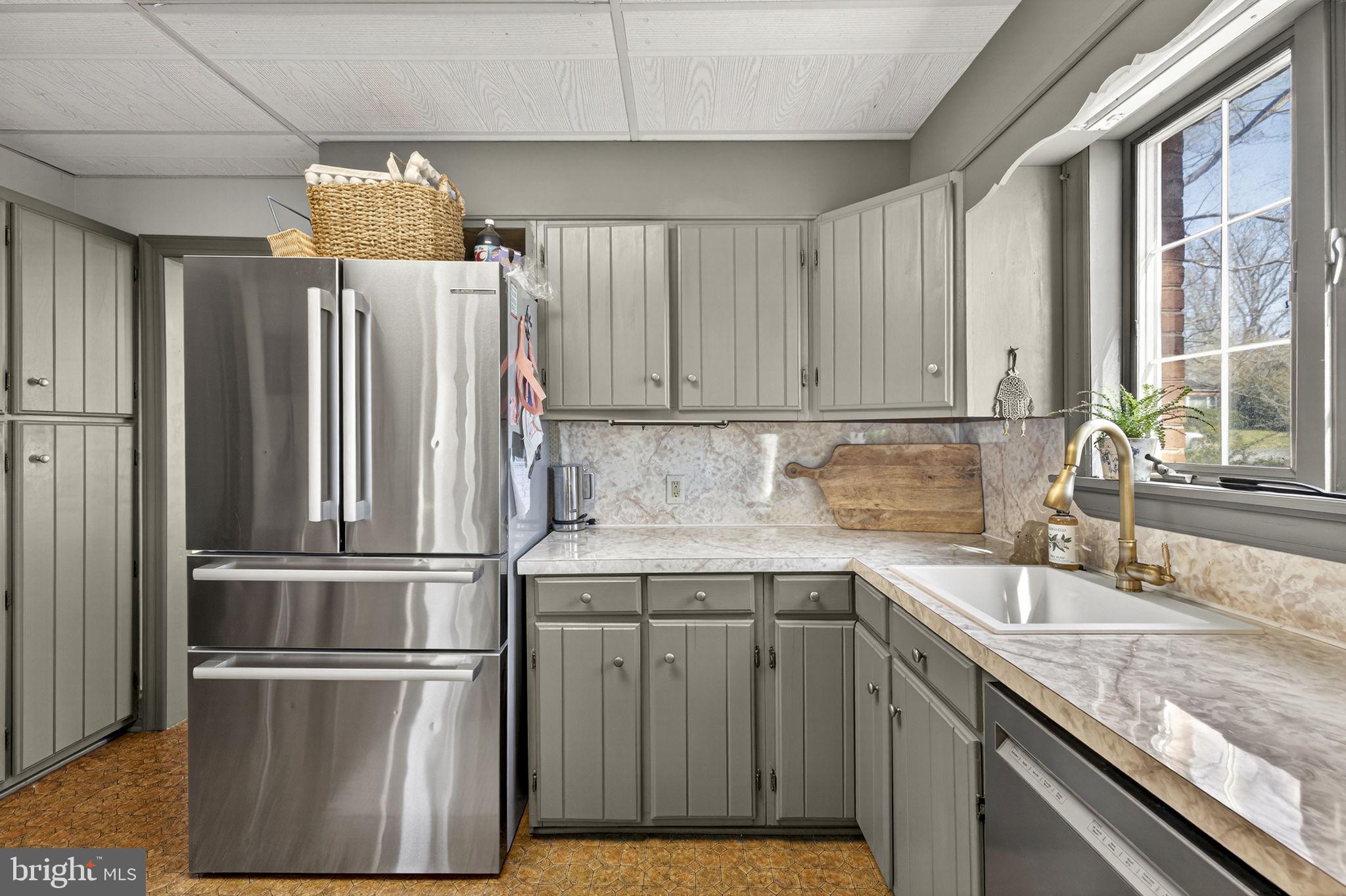 SHEPHERDSTOWN - Residential