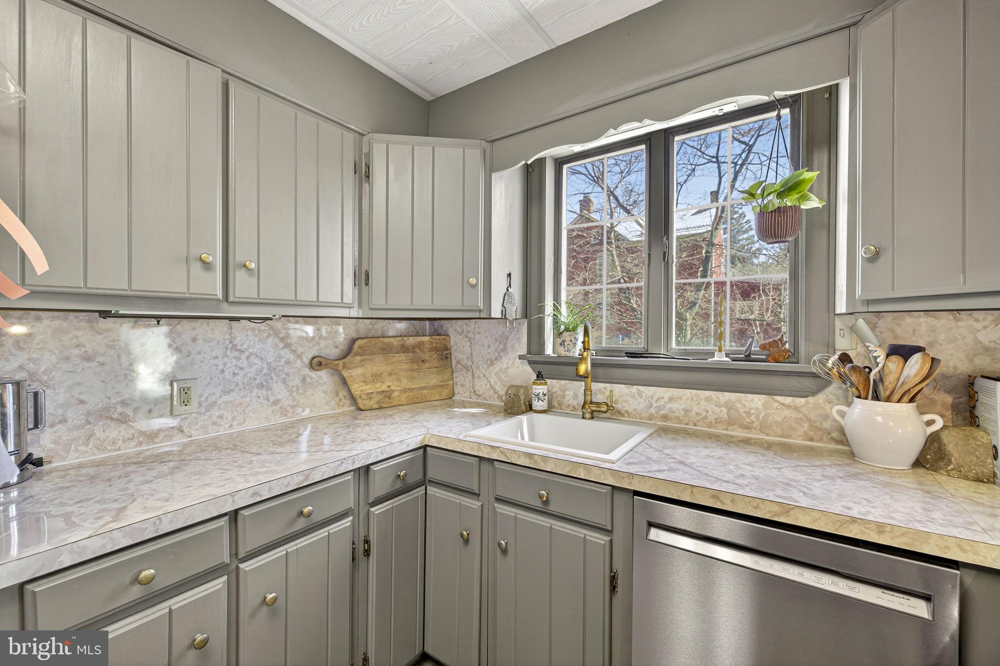 SHEPHERDSTOWN - Residential