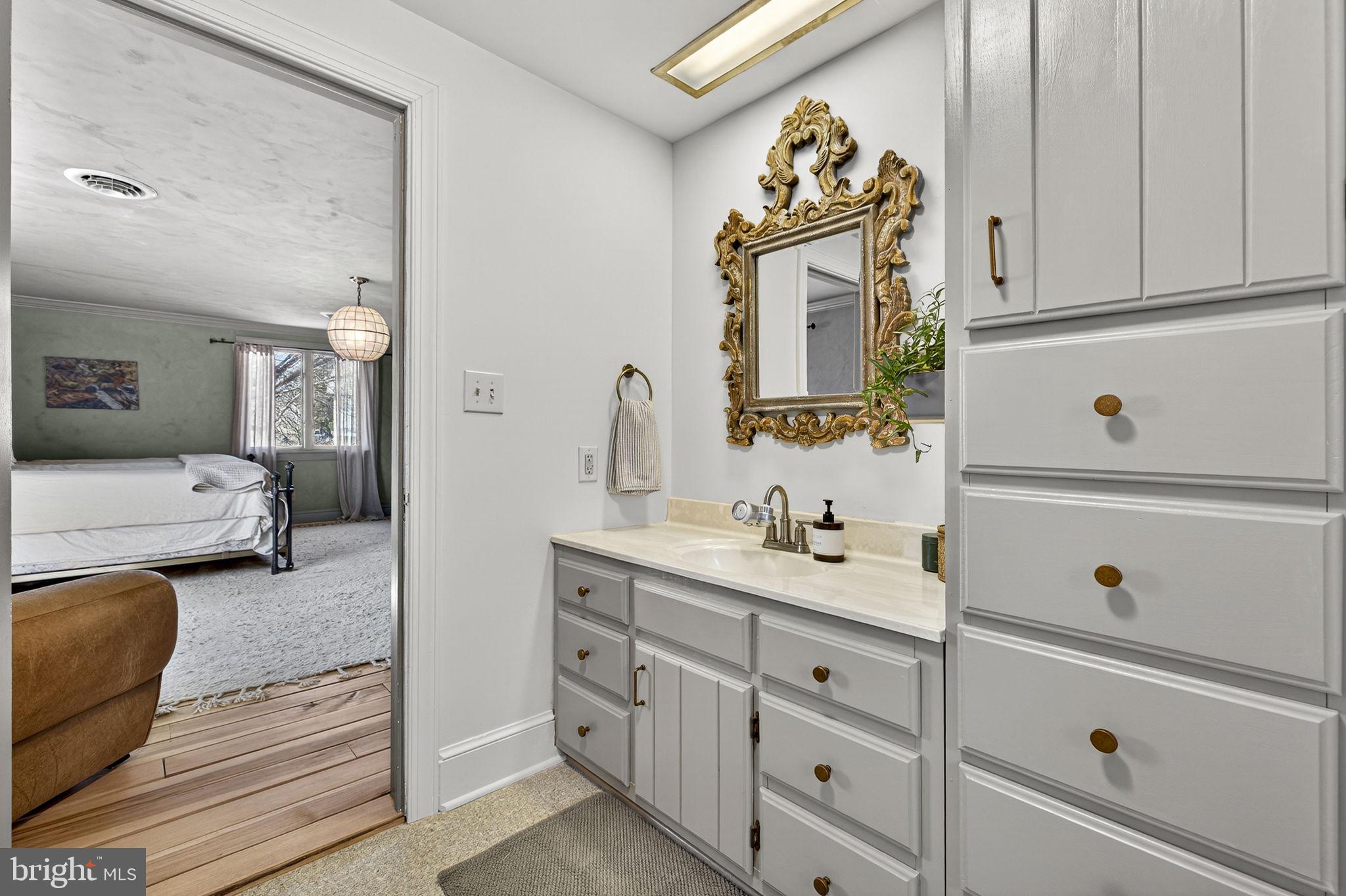 SHEPHERDSTOWN - Residential