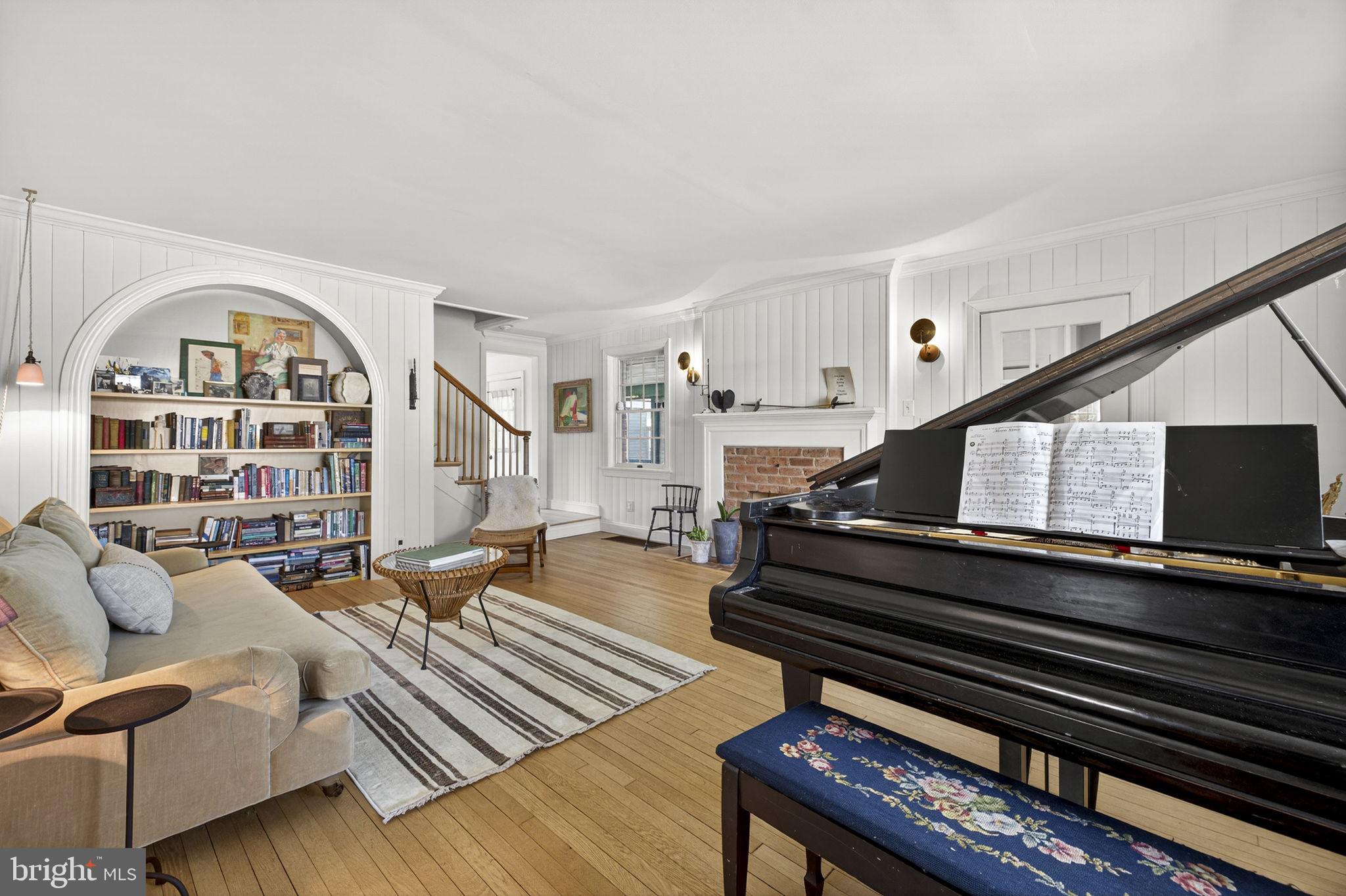 SHEPHERDSTOWN - Residential