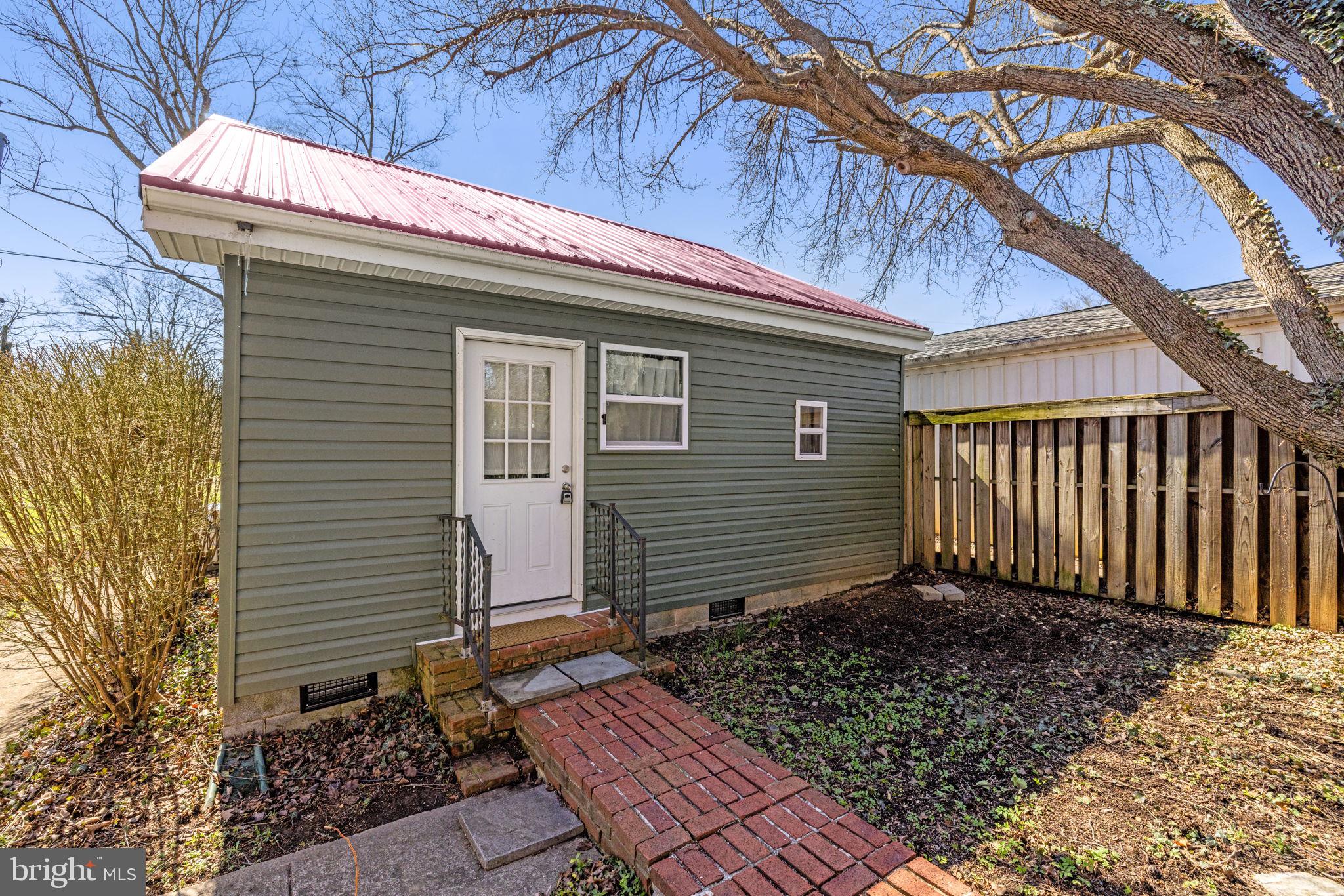 SHEPHERDSTOWN - Residential