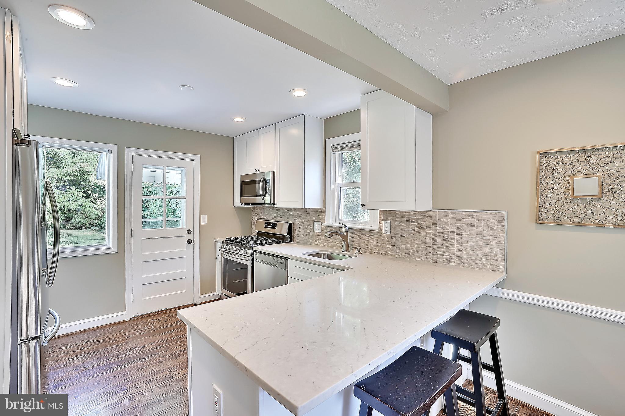 COUNTRY CLUB PARK - Residential