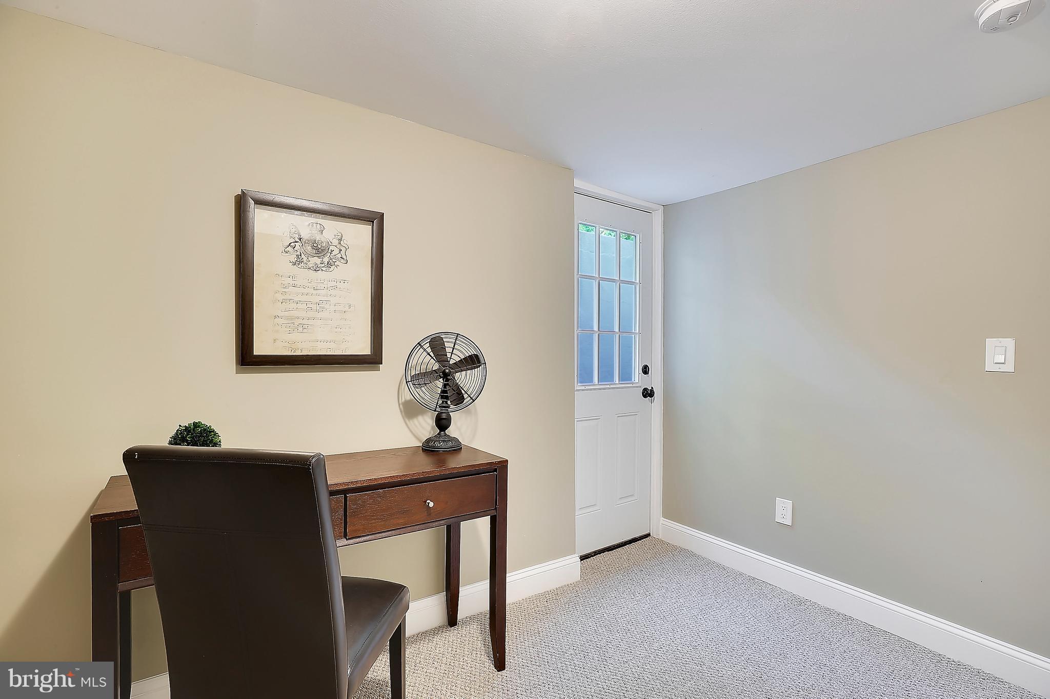 COUNTRY CLUB PARK - Residential