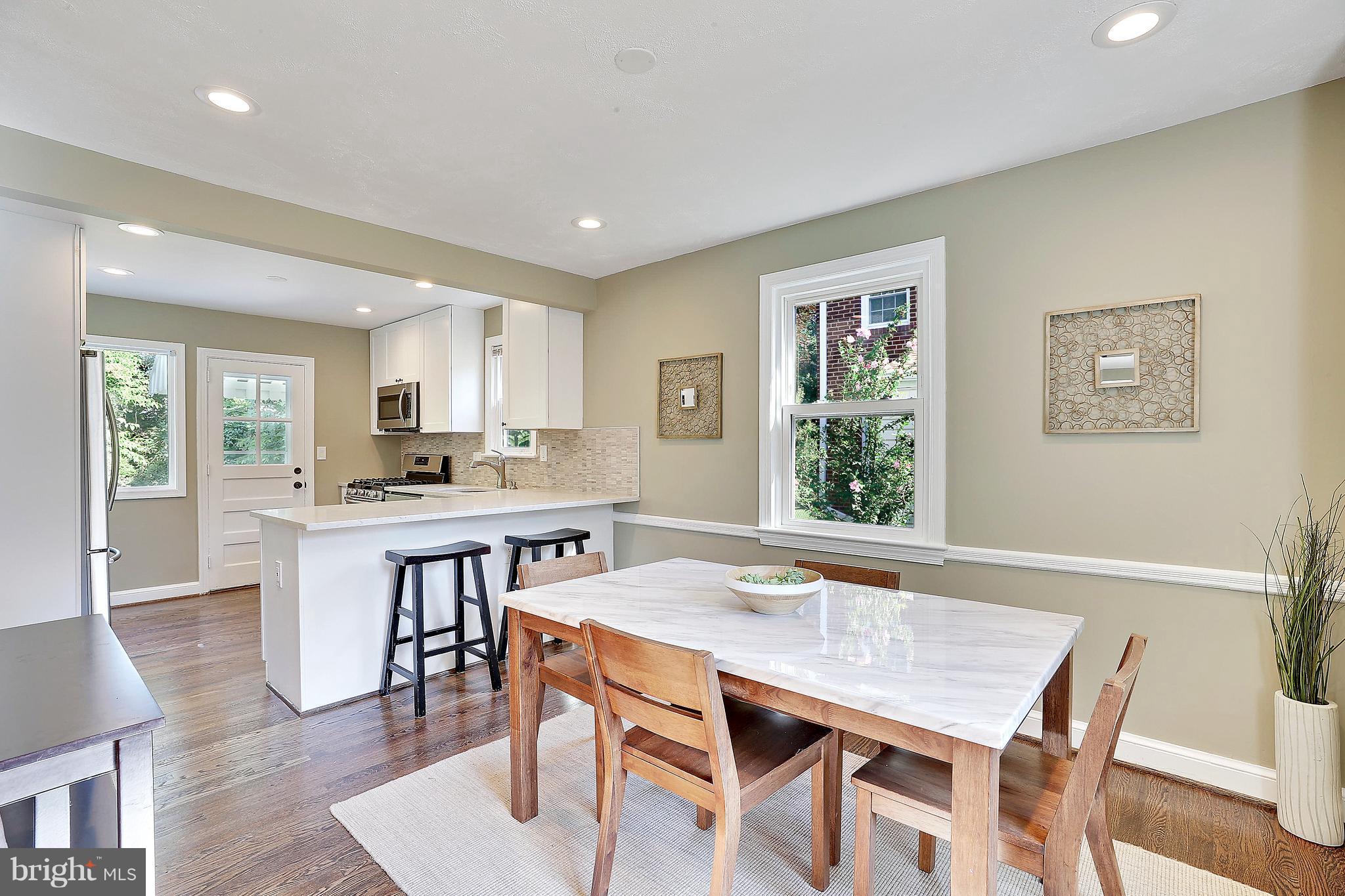 COUNTRY CLUB PARK - Residential