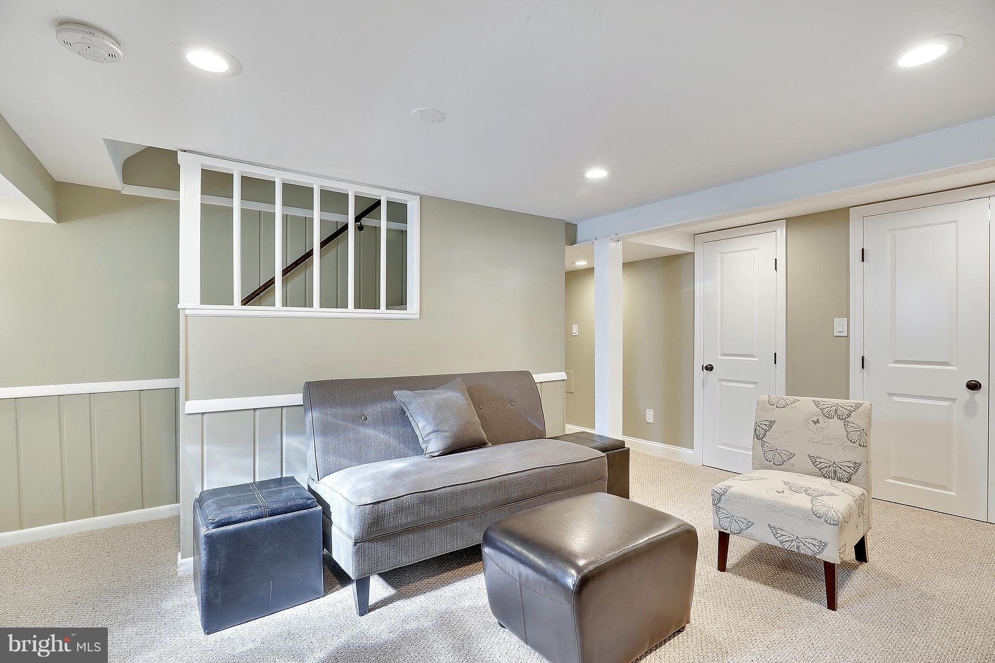 COUNTRY CLUB PARK - Residential