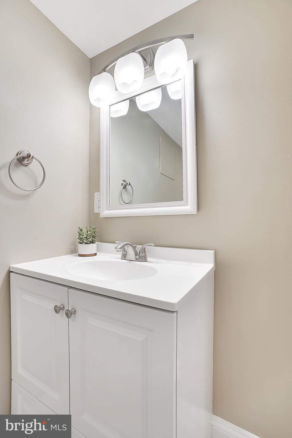 COUNTRY CLUB PARK - Residential