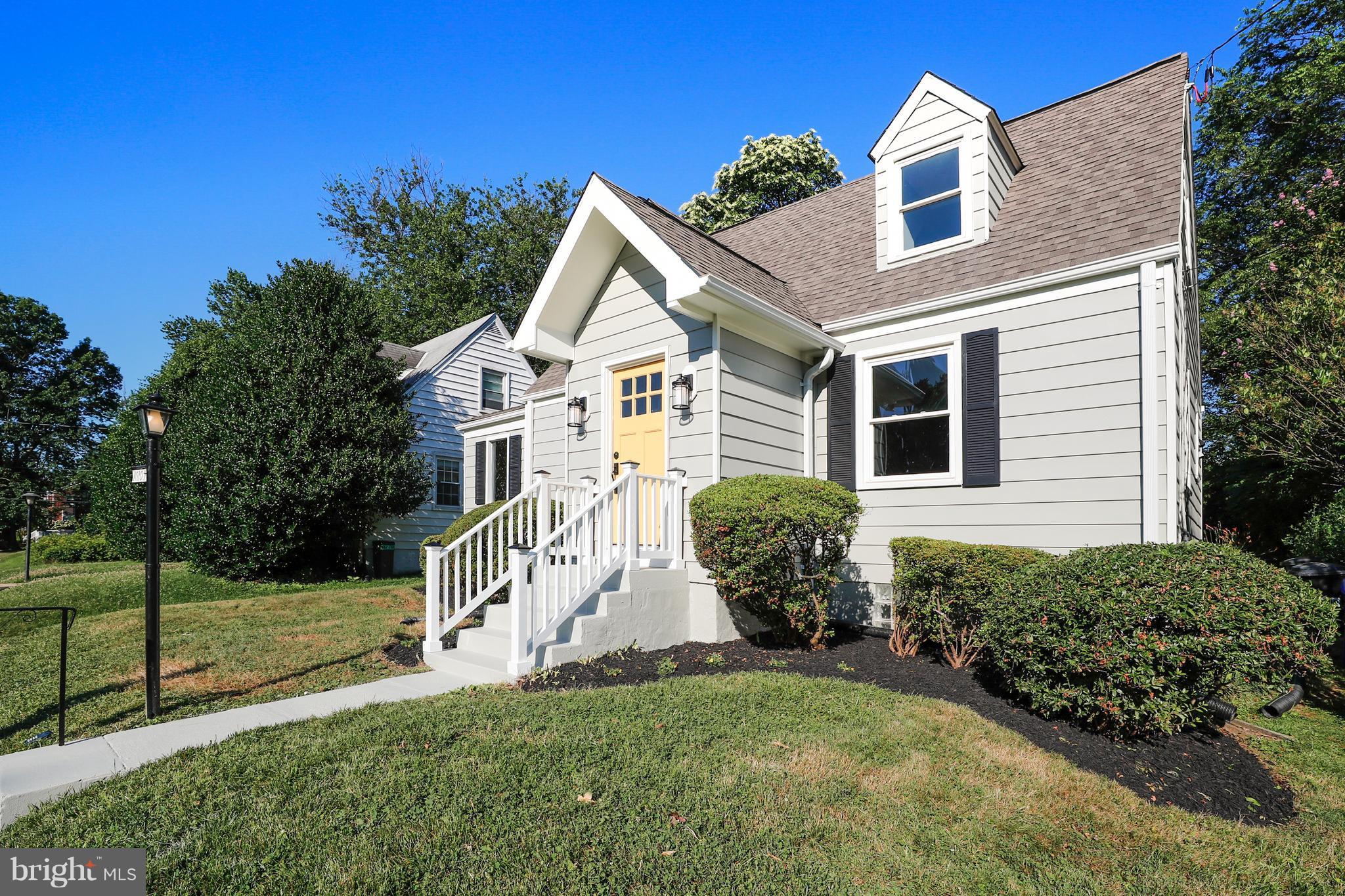 COUNTRY CLUB PARK - Residential