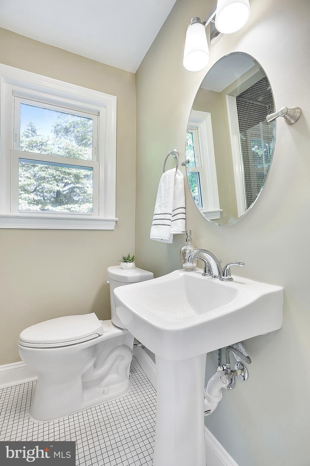 COUNTRY CLUB PARK - Residential