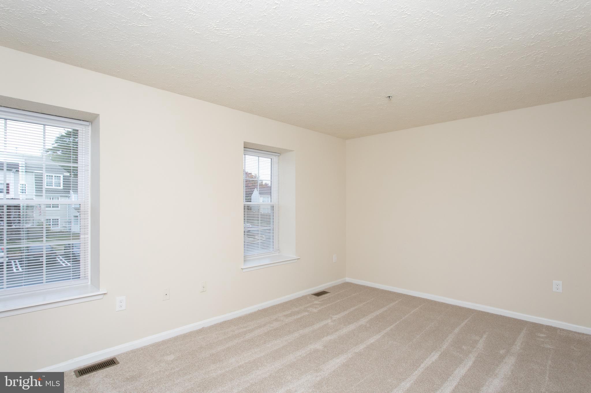 ST CHARLES DORCHESTER - Residential