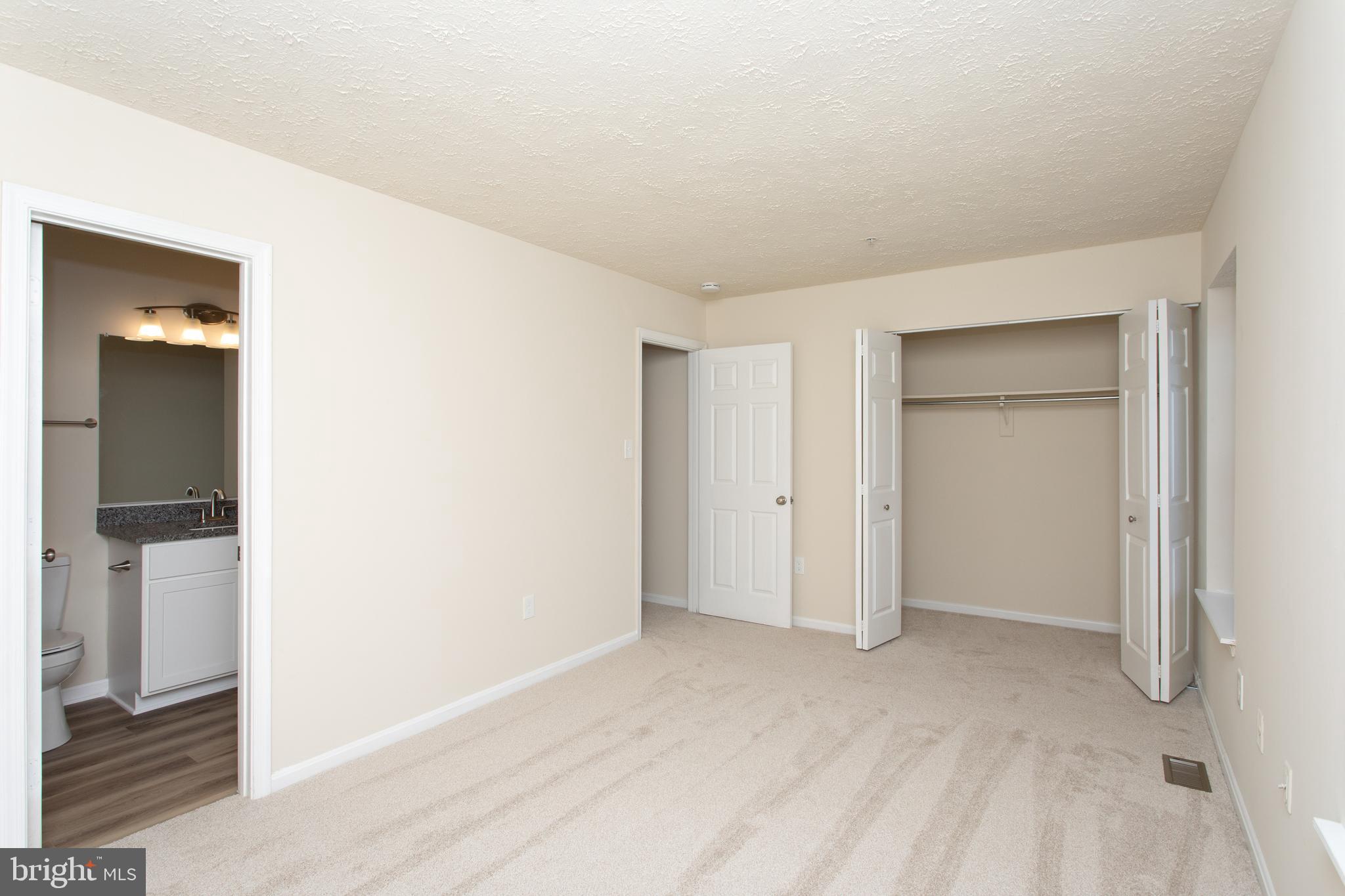 ST CHARLES DORCHESTER - Residential