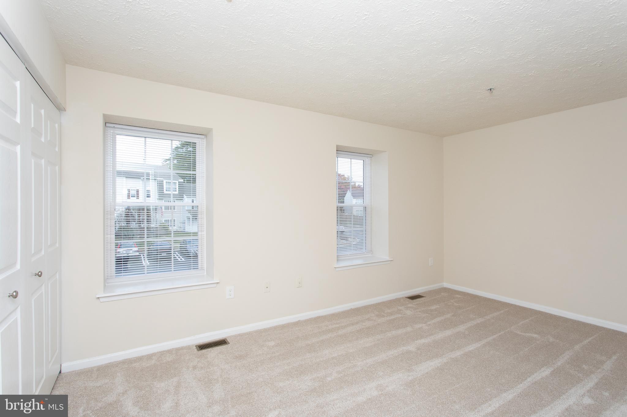 ST CHARLES DORCHESTER - Residential