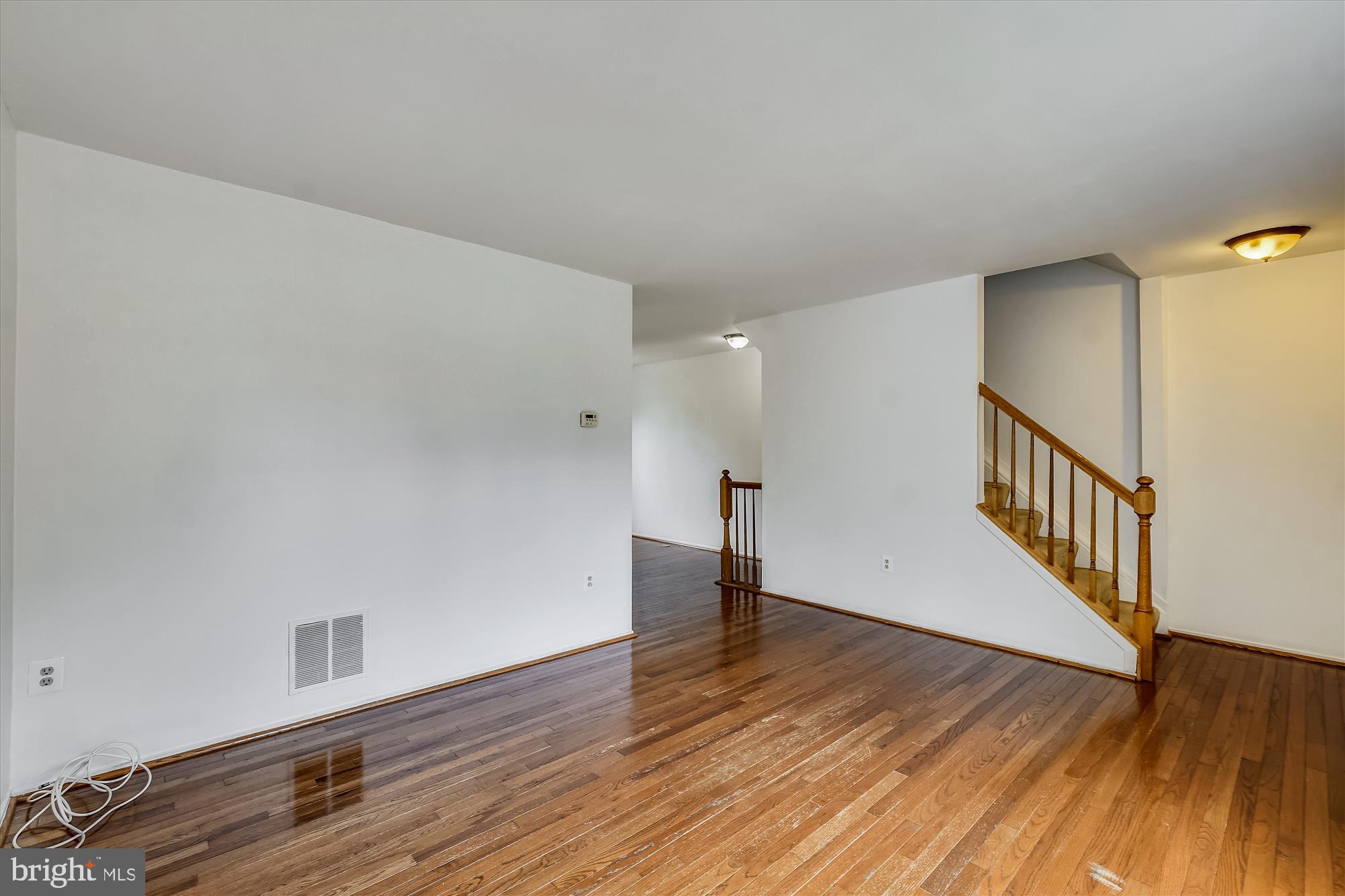 WARING STATION - Residential