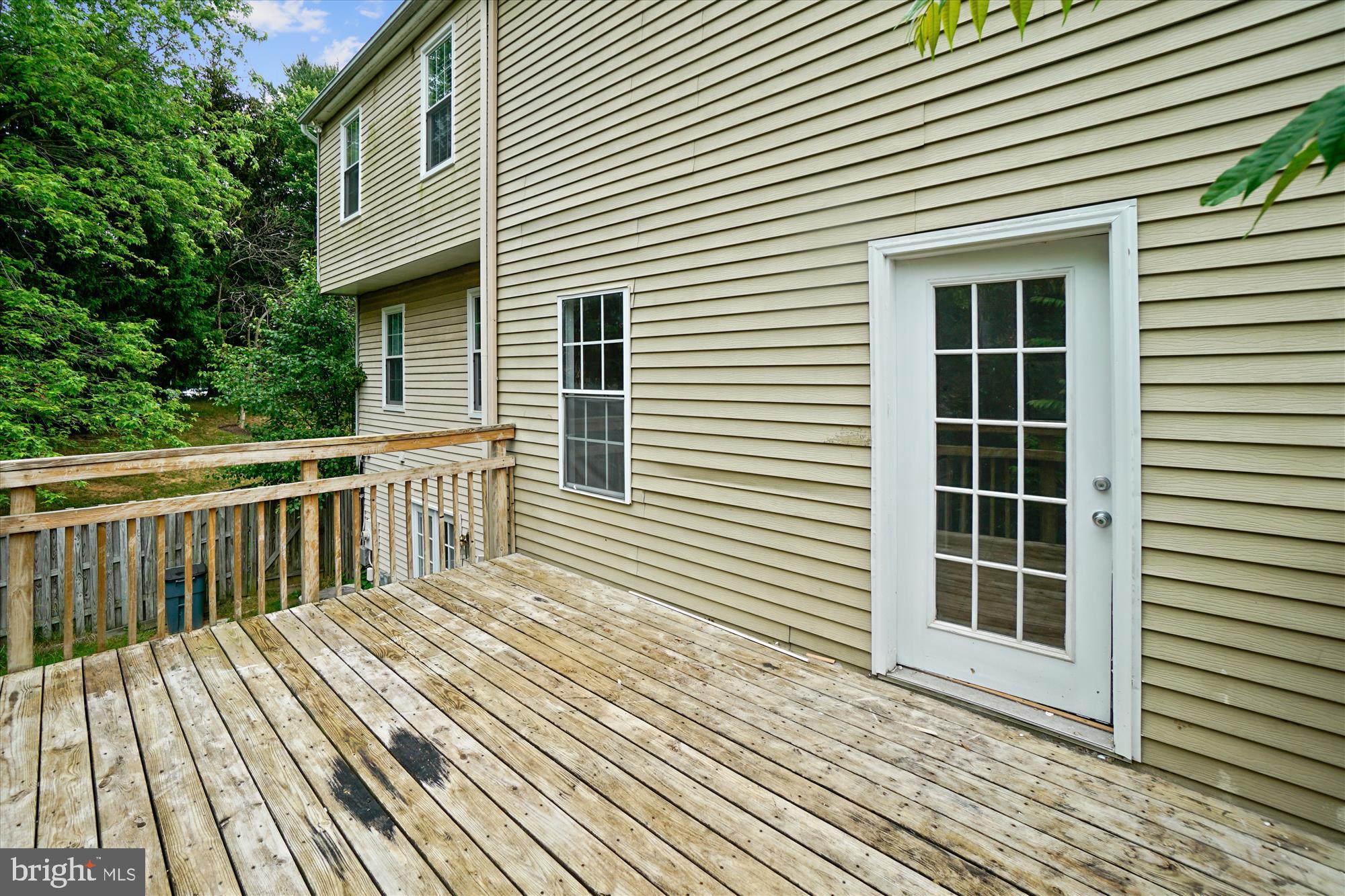 WARING STATION - Residential