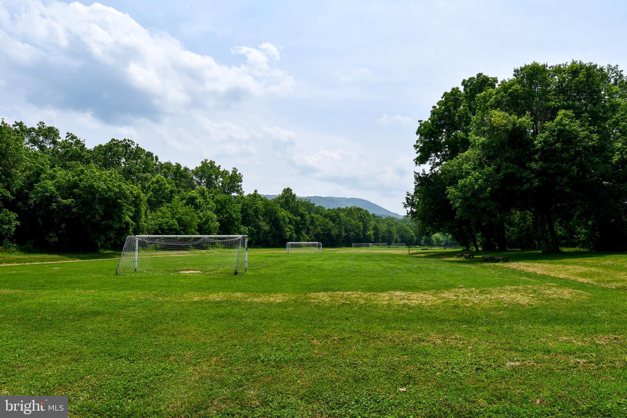 COLLEGE HEIGHTS - Residential