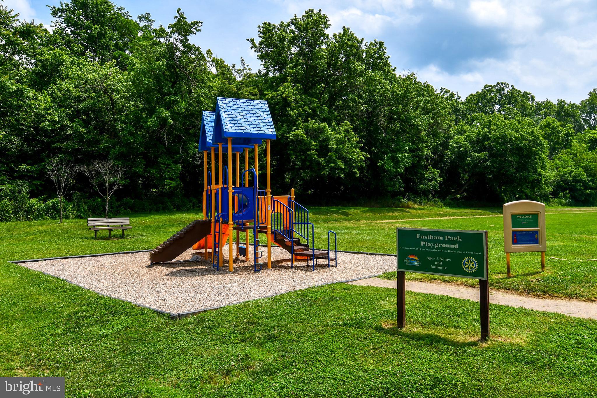 COLLEGE HEIGHTS - Residential