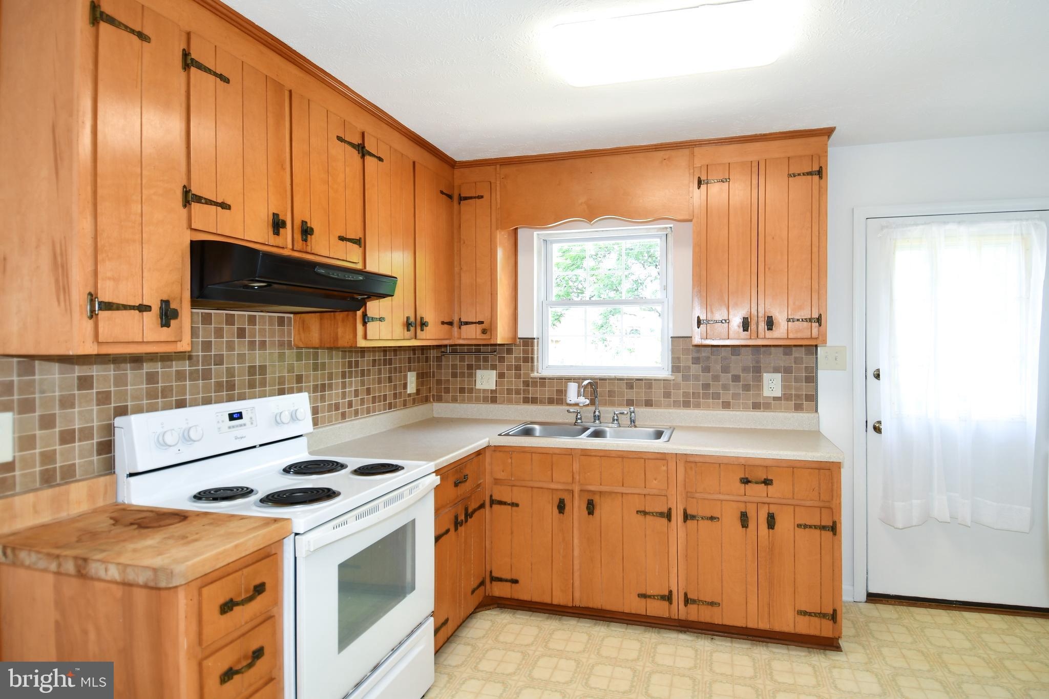 COLLEGE HEIGHTS - Residential