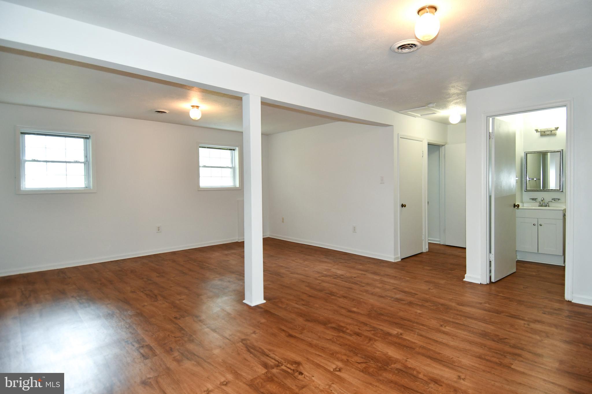 COLLEGE HEIGHTS - Residential