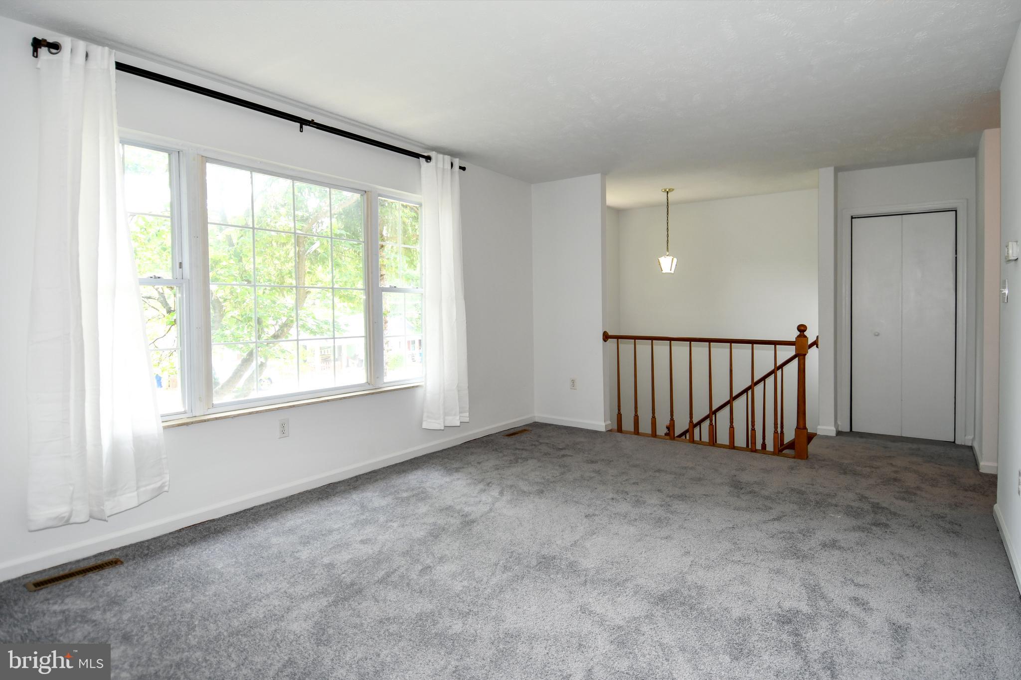 COLLEGE HEIGHTS - Residential