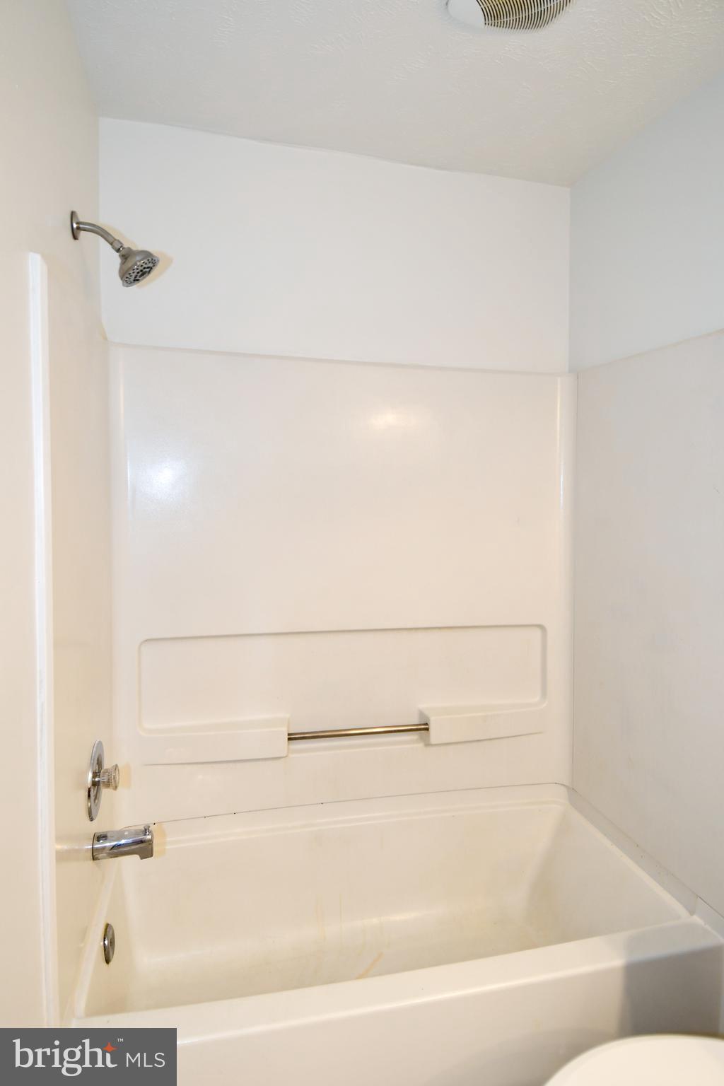 COLLEGE HEIGHTS - Residential