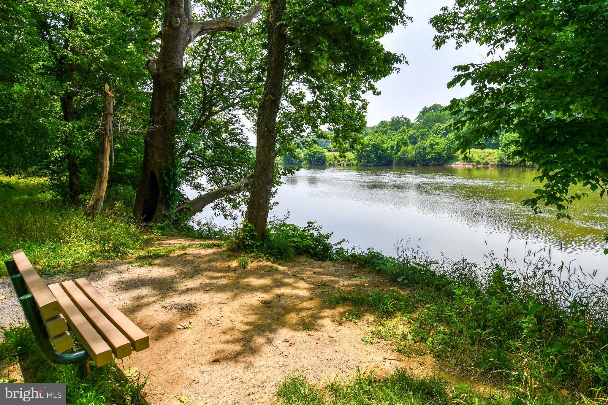 COLLEGE HEIGHTS - Residential