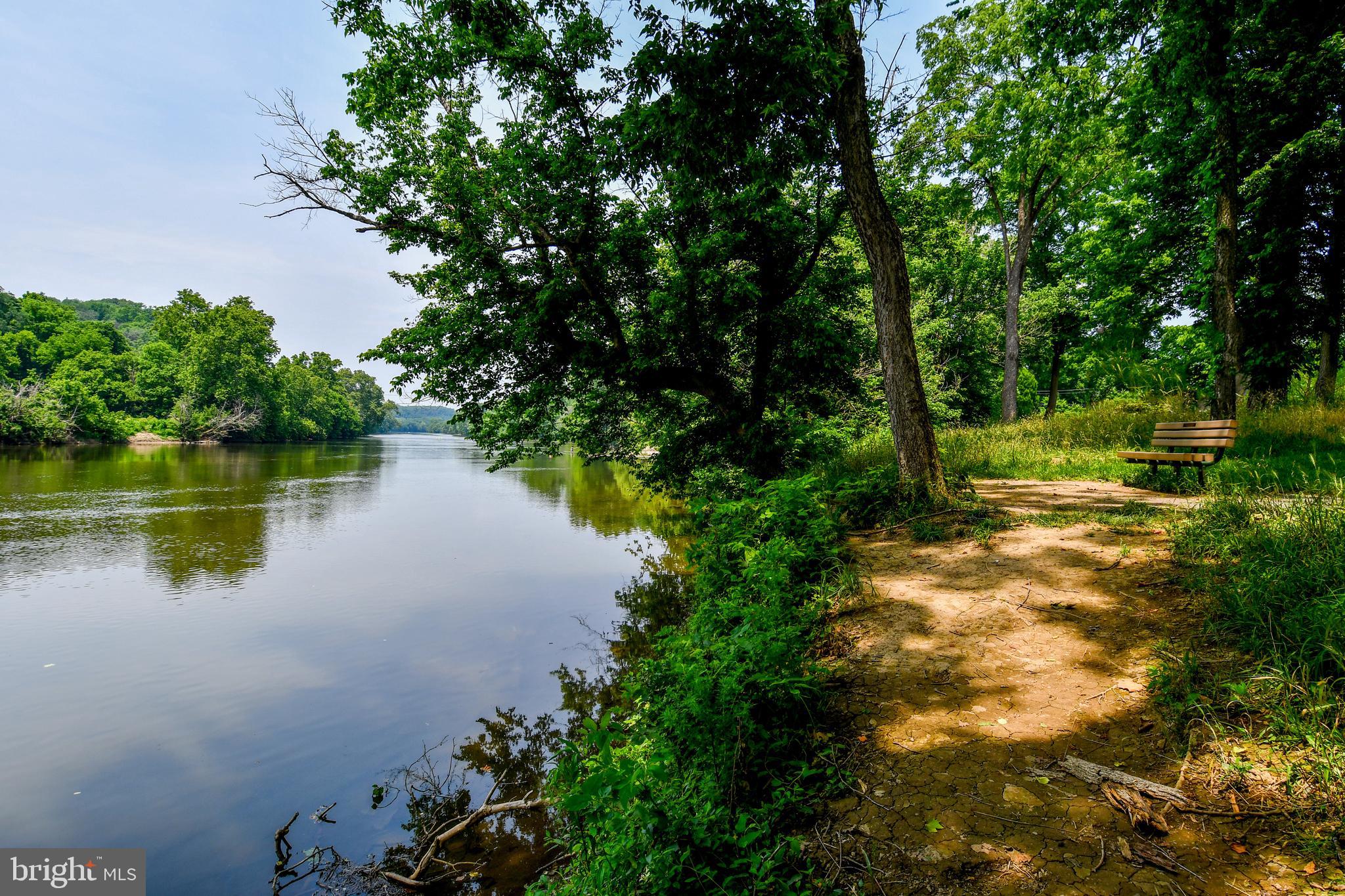 COLLEGE HEIGHTS - Residential