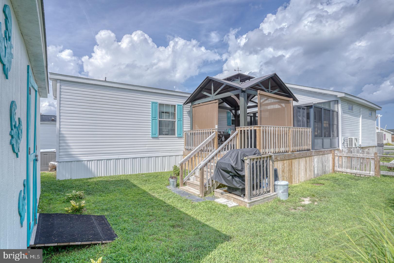 MASSEYS LANDING - Residential