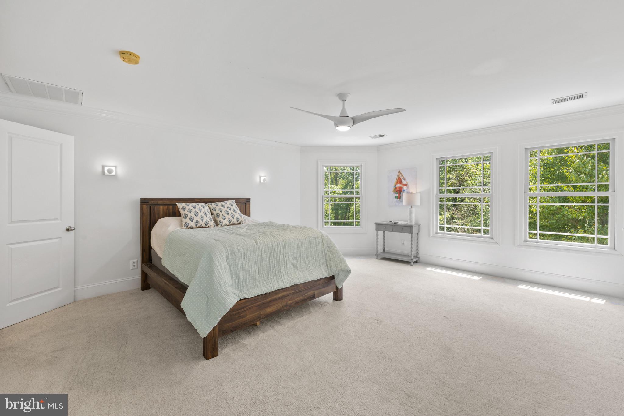 WINDSOR ESTATES - Residential