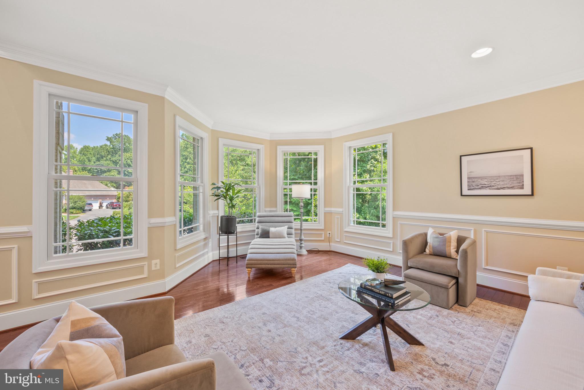 WINDSOR ESTATES - Residential