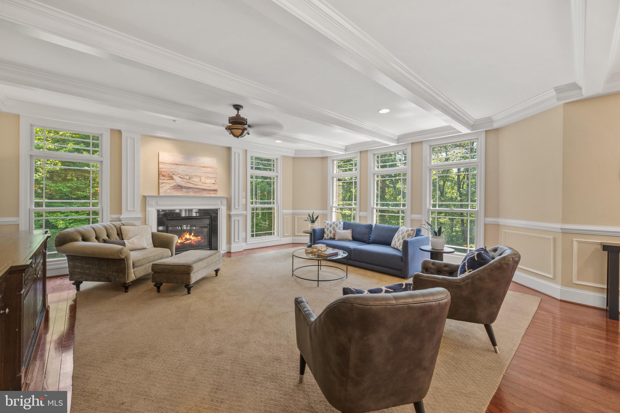 WINDSOR ESTATES - Residential