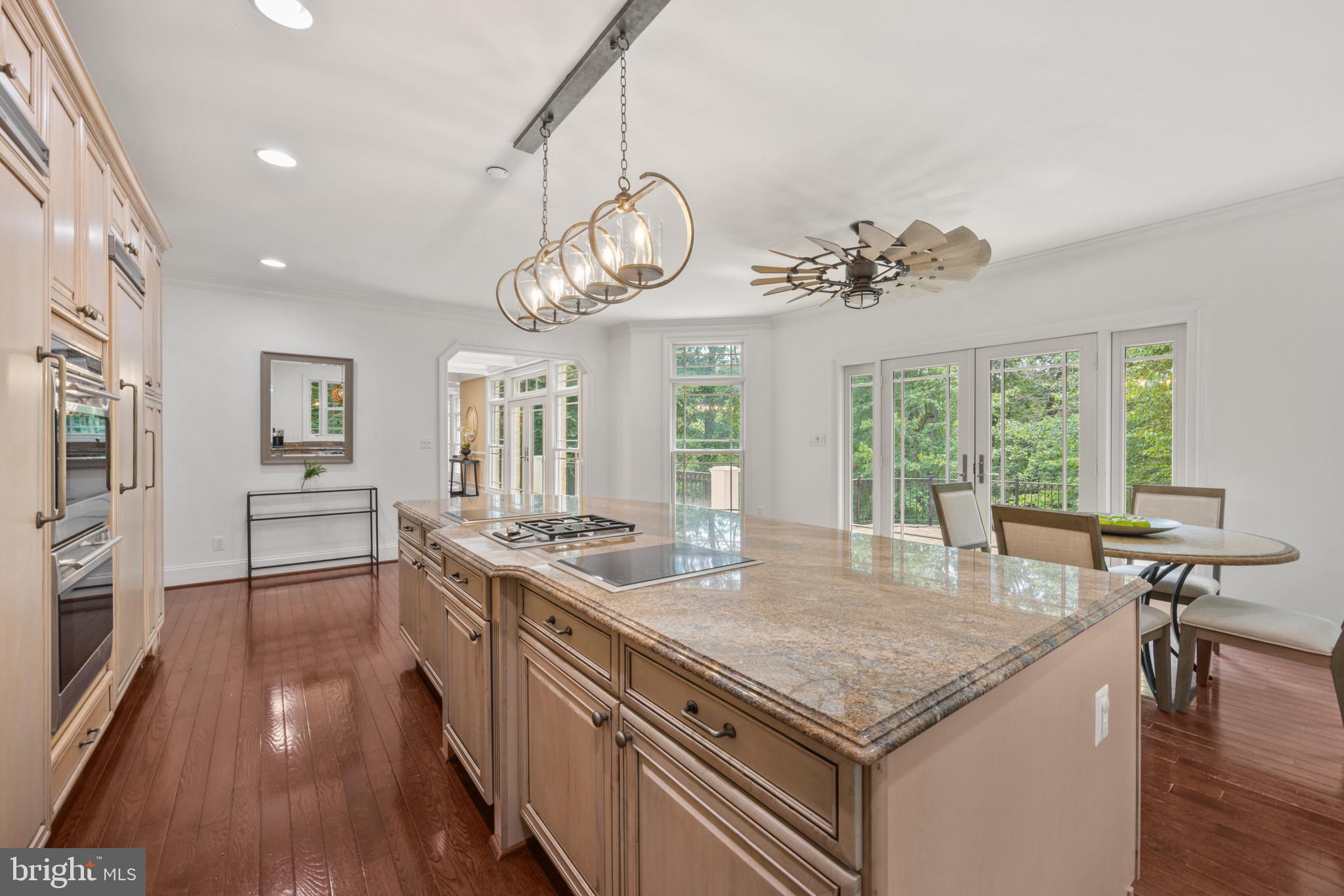 WINDSOR ESTATES - Residential