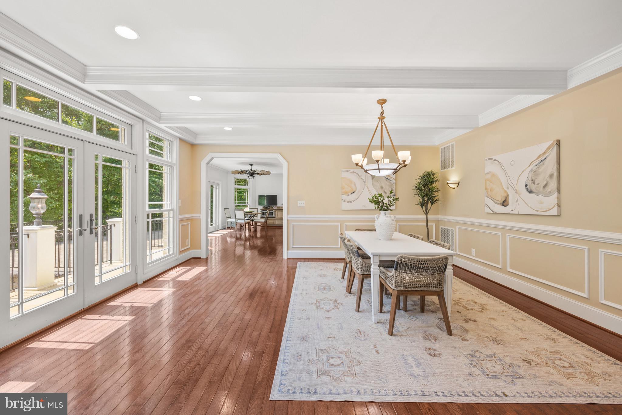 WINDSOR ESTATES - Residential