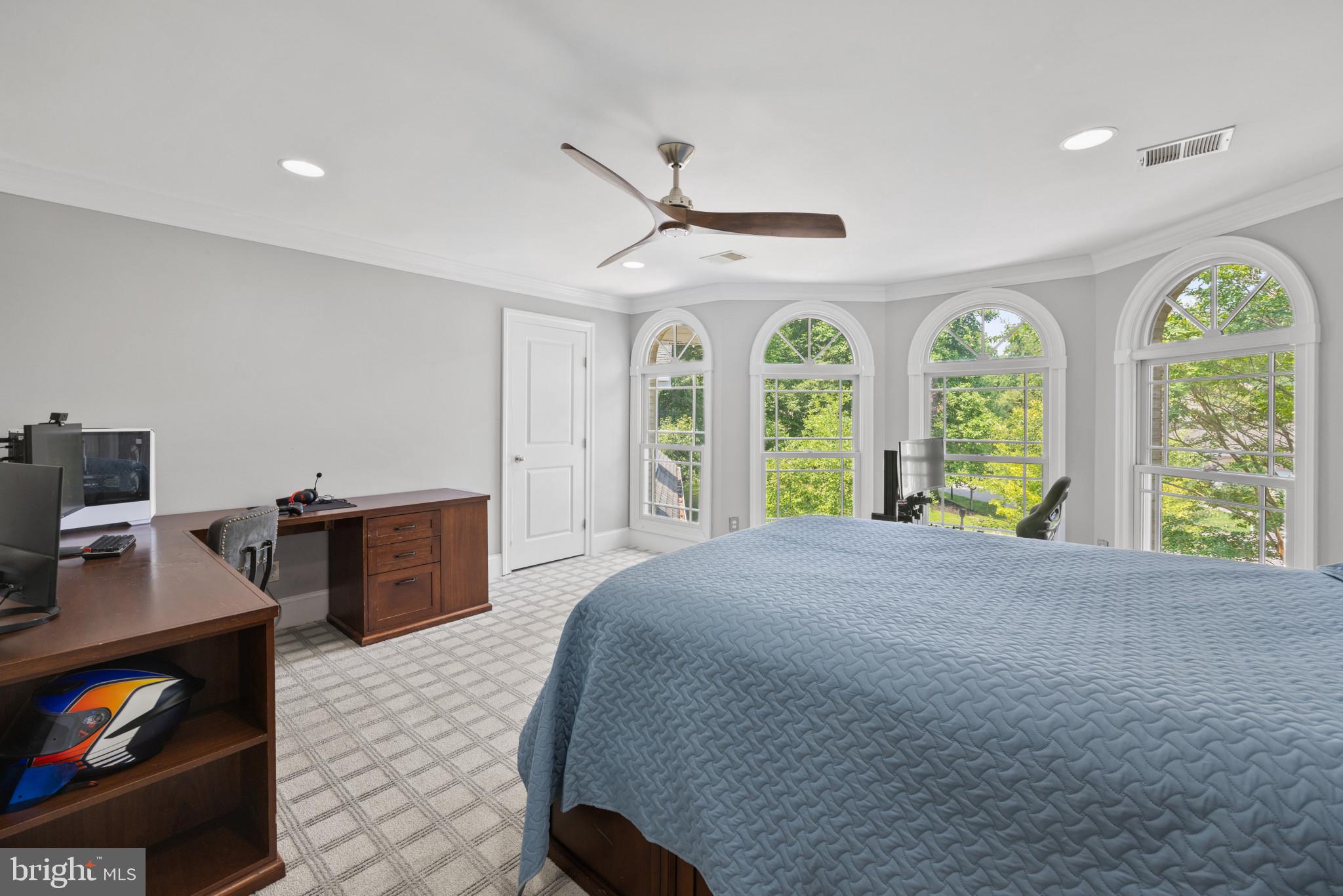 WINDSOR ESTATES - Residential