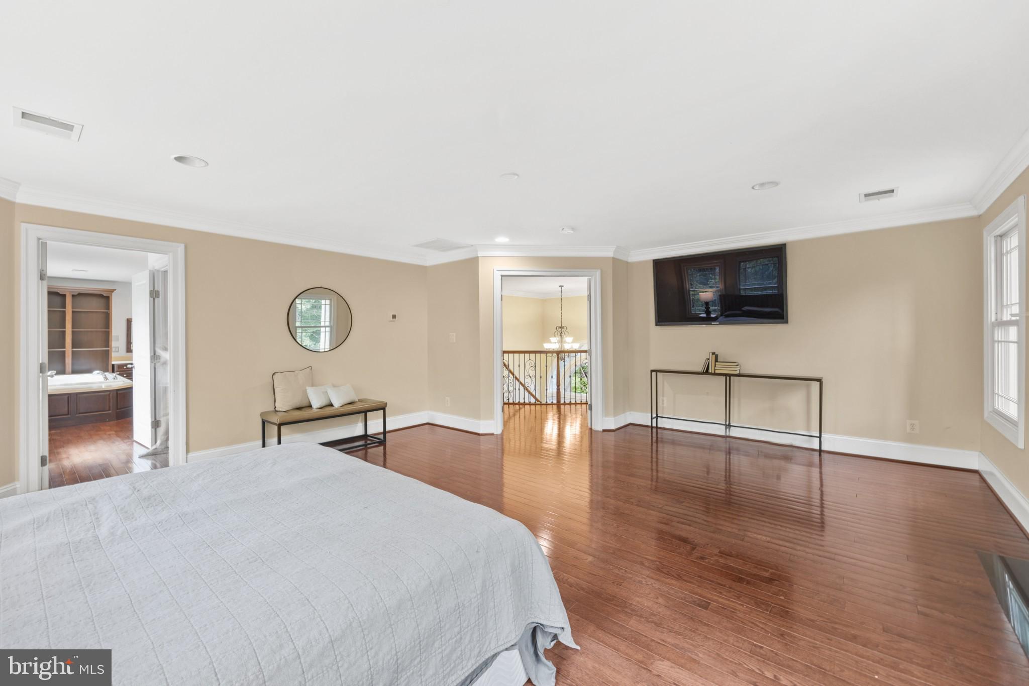 WINDSOR ESTATES - Residential