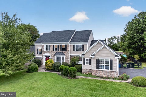 Photo of 38392 Stone Eden Drive, HAMILTON, VA 20158 (MLS # VALO2137070)