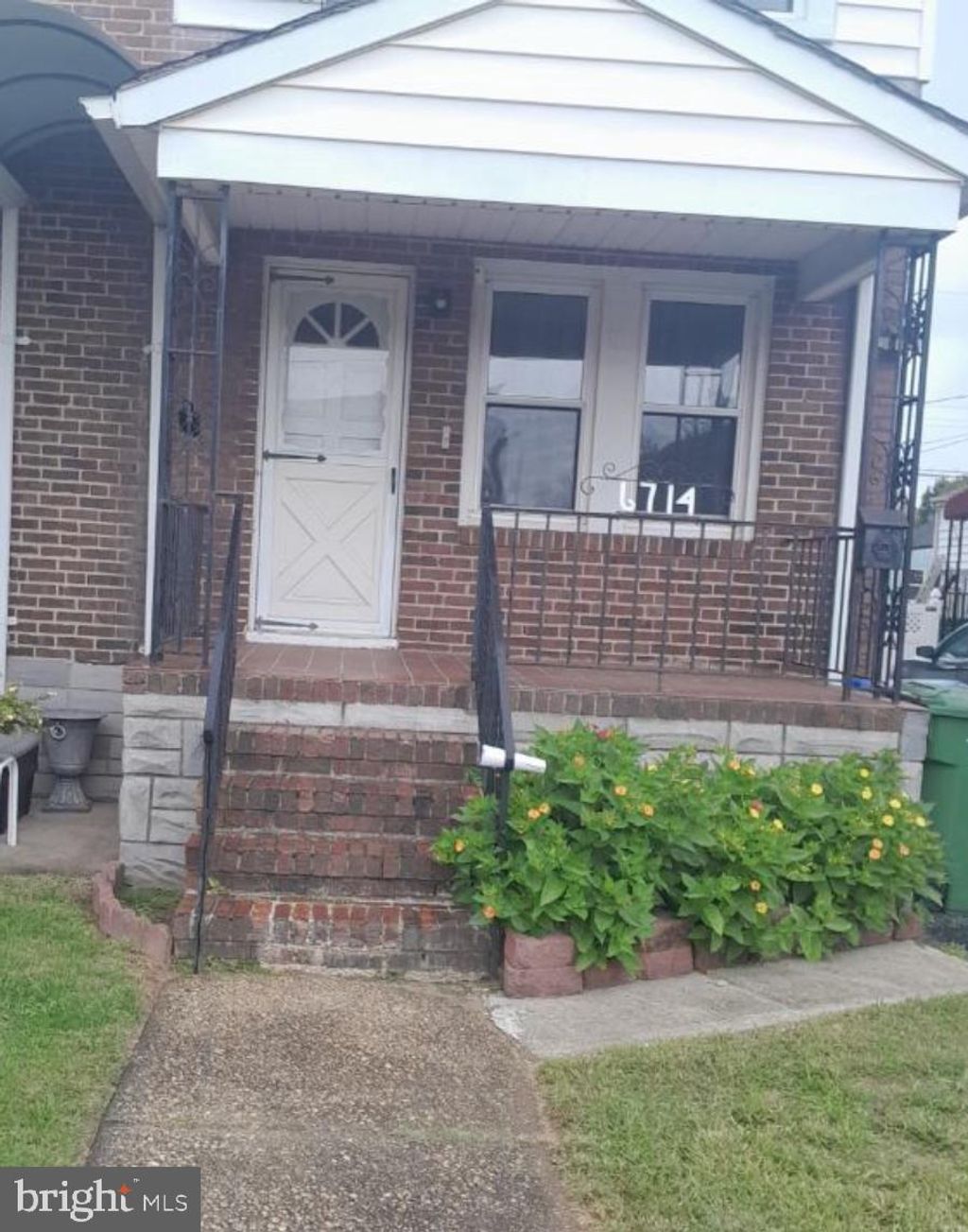 Photo of 6714 Boston Avenue, BALTIMORE, MD 21222 (MLS # MDBA2187068)
