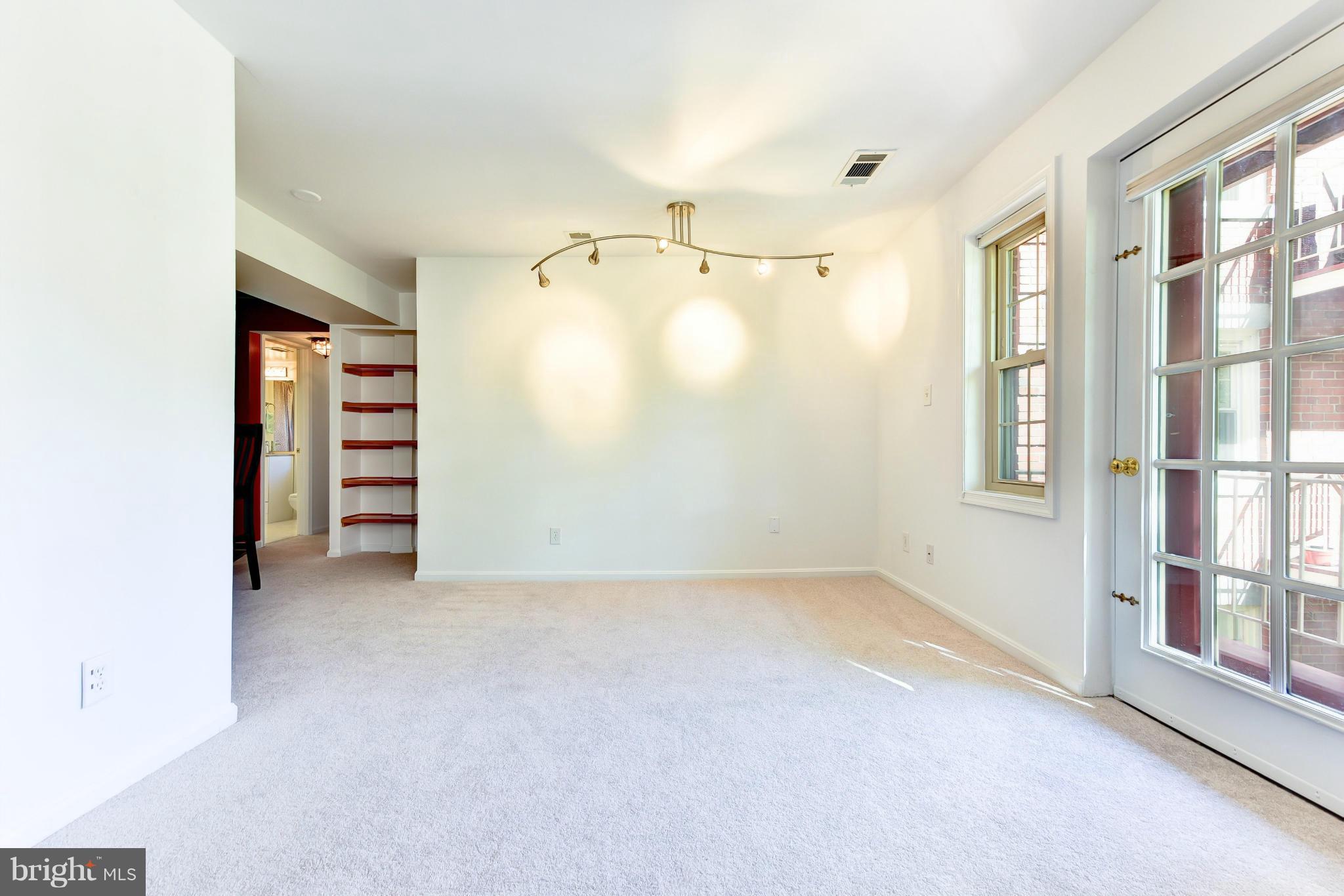 HARBOR TERRACE - Residential